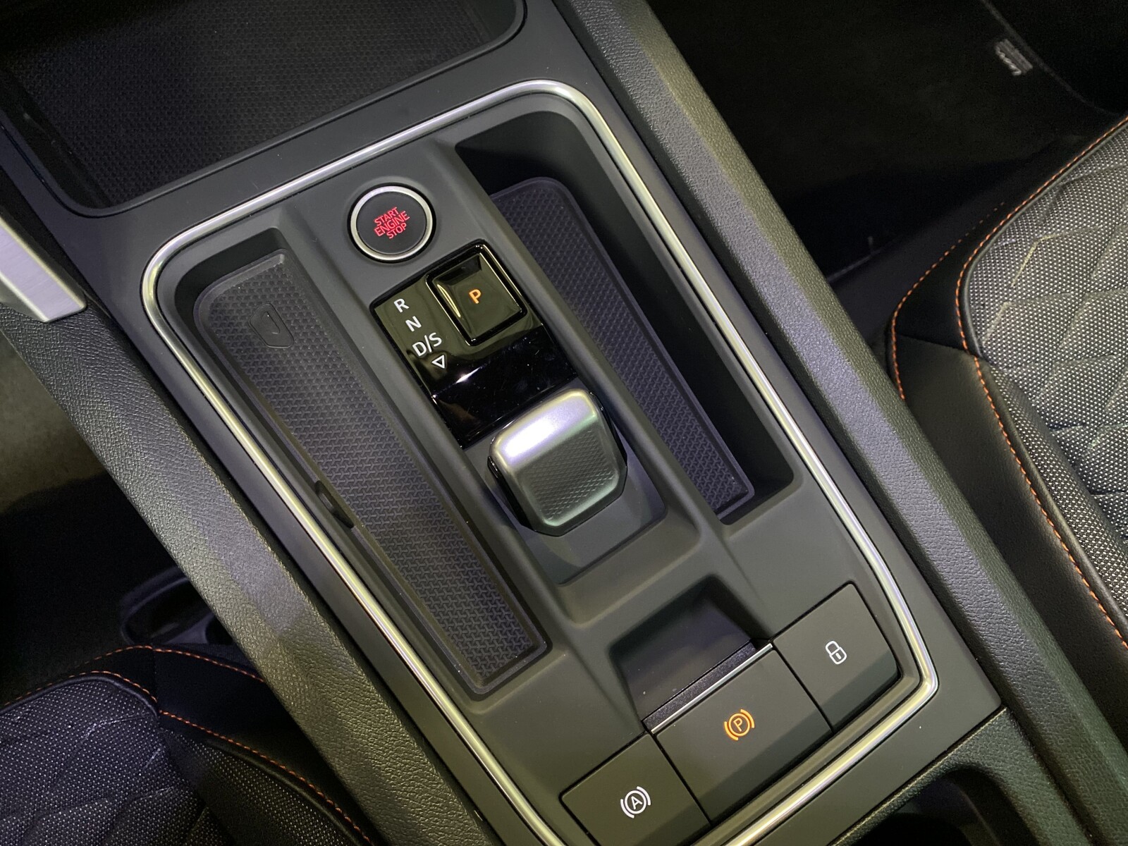 Seat Leon - zdjęcie 13