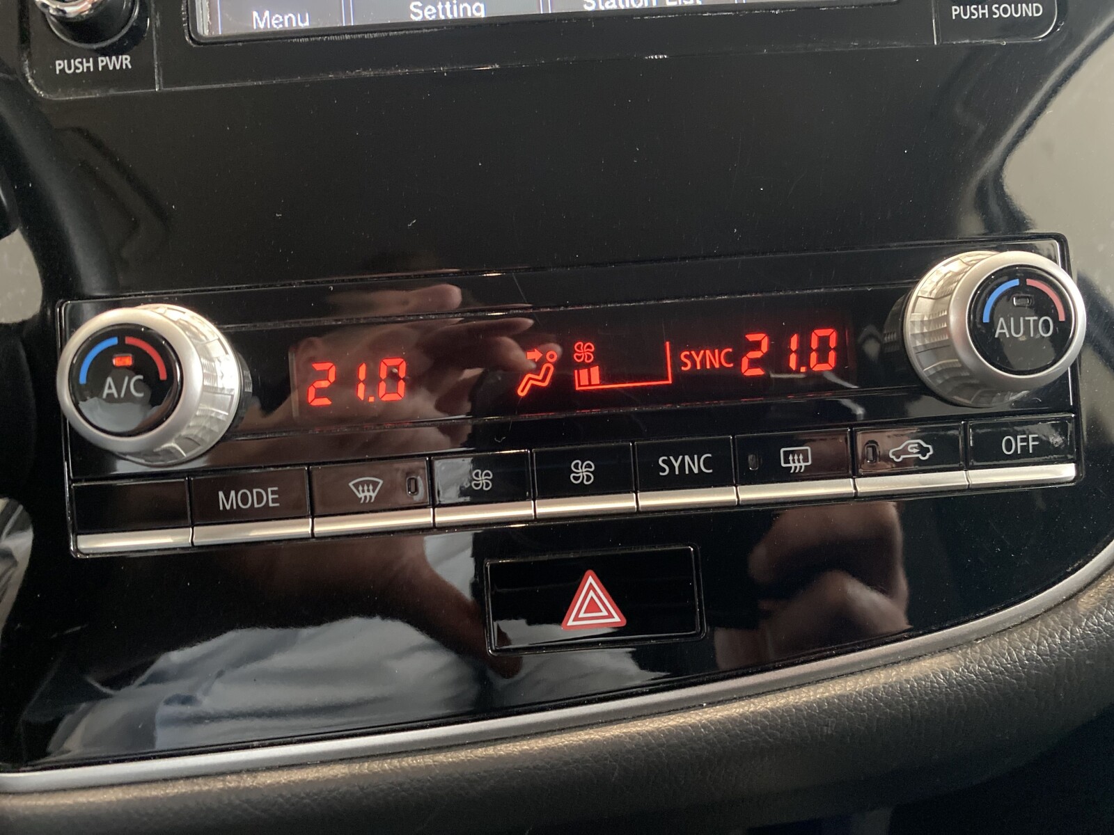 Mitsubishi Outlander - zdjęcie 24