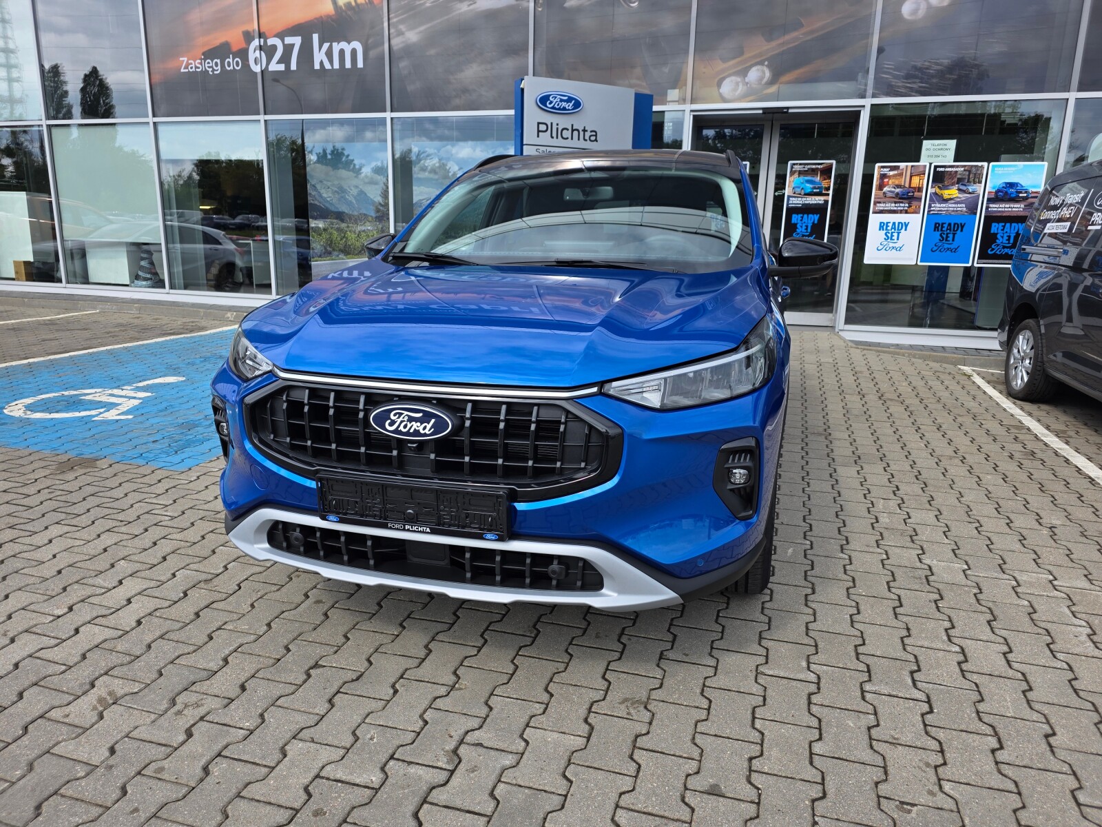 Ford KUGA FHEV AWD Niebieski