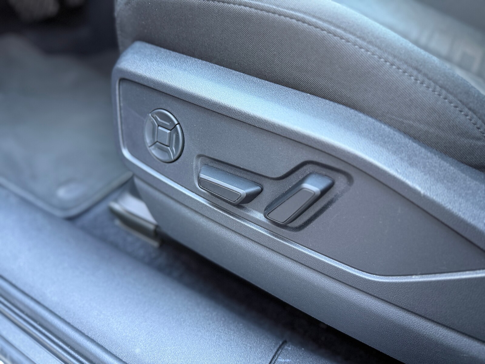 Audi Q5 Sportback - zdjęcie 19