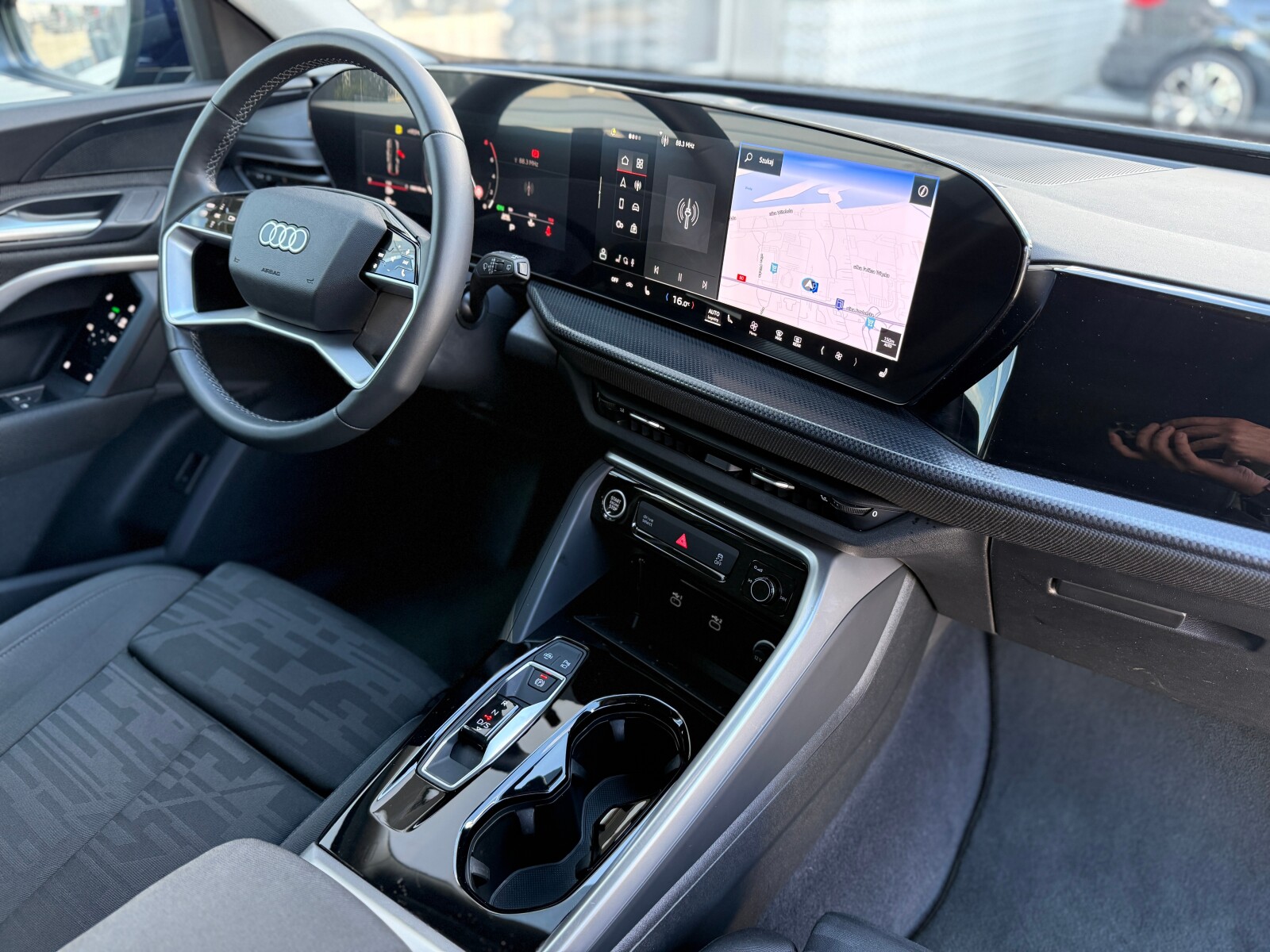 Audi Q5 Sportback - zdjęcie 23