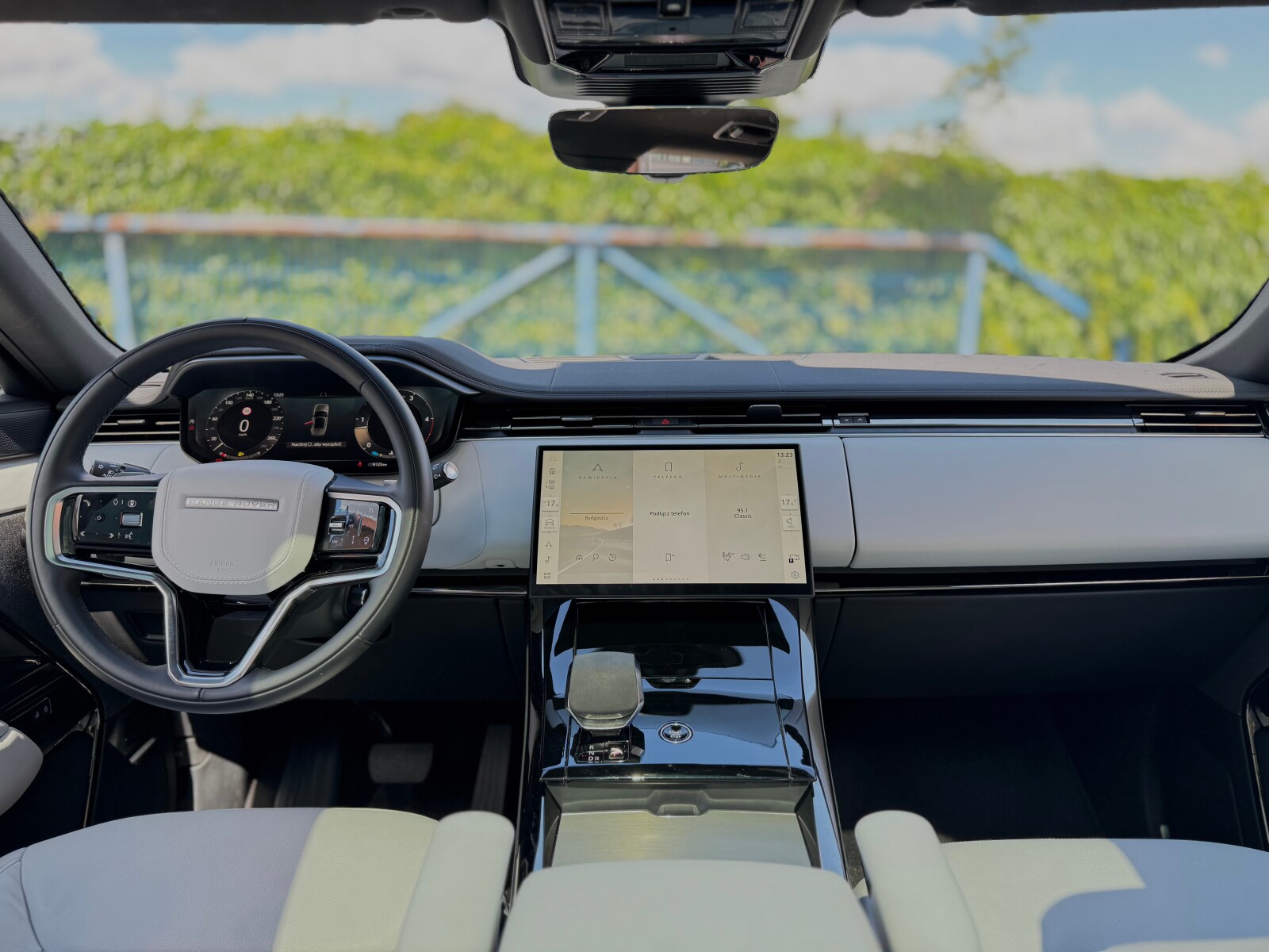 Land Rover Range Rover Sport - zdjęcie 25