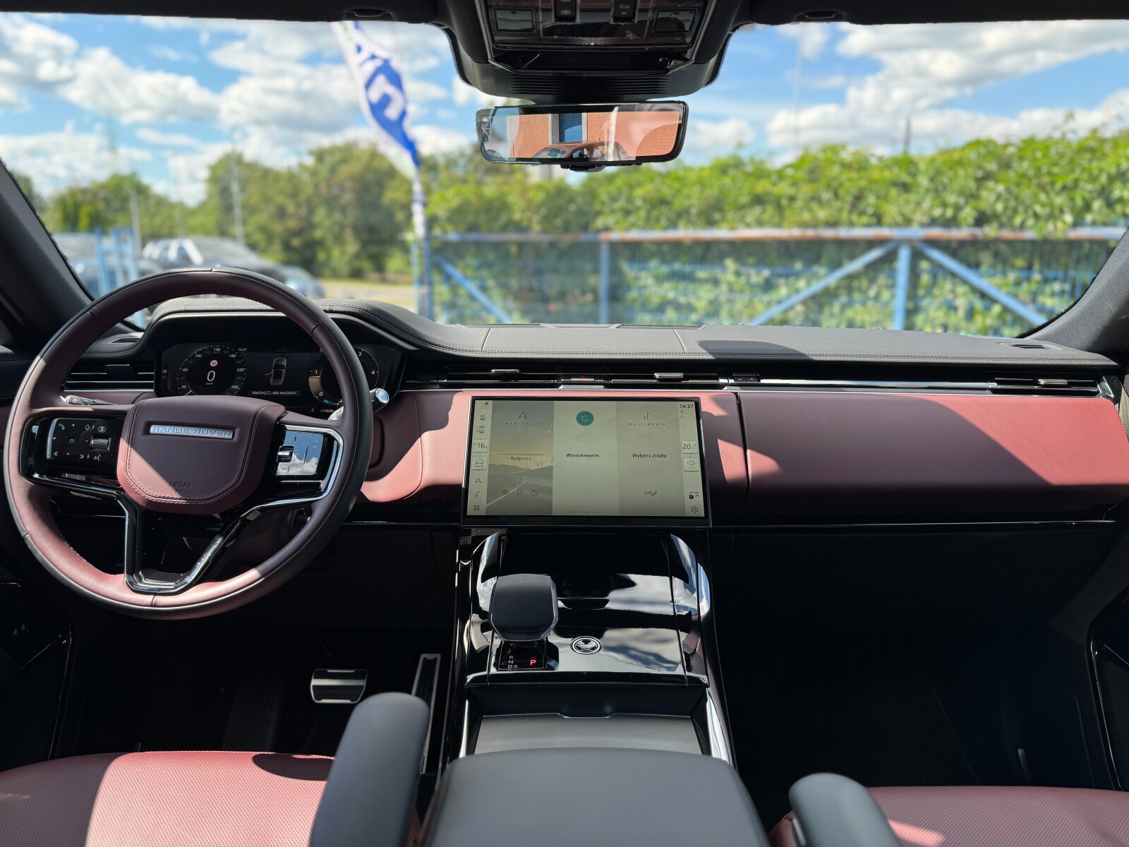 Land Rover Range Rover Sport - zdjęcie 24