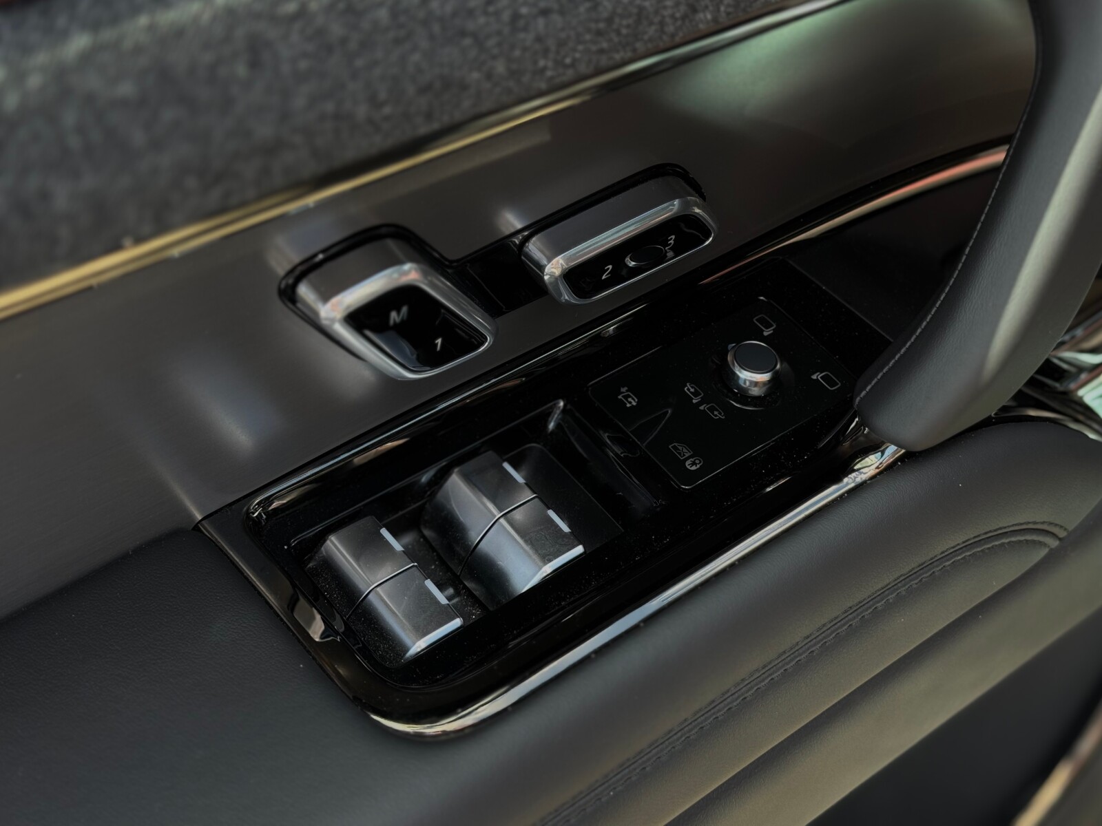 Land Rover Range Rover Sport - zdjęcie 7