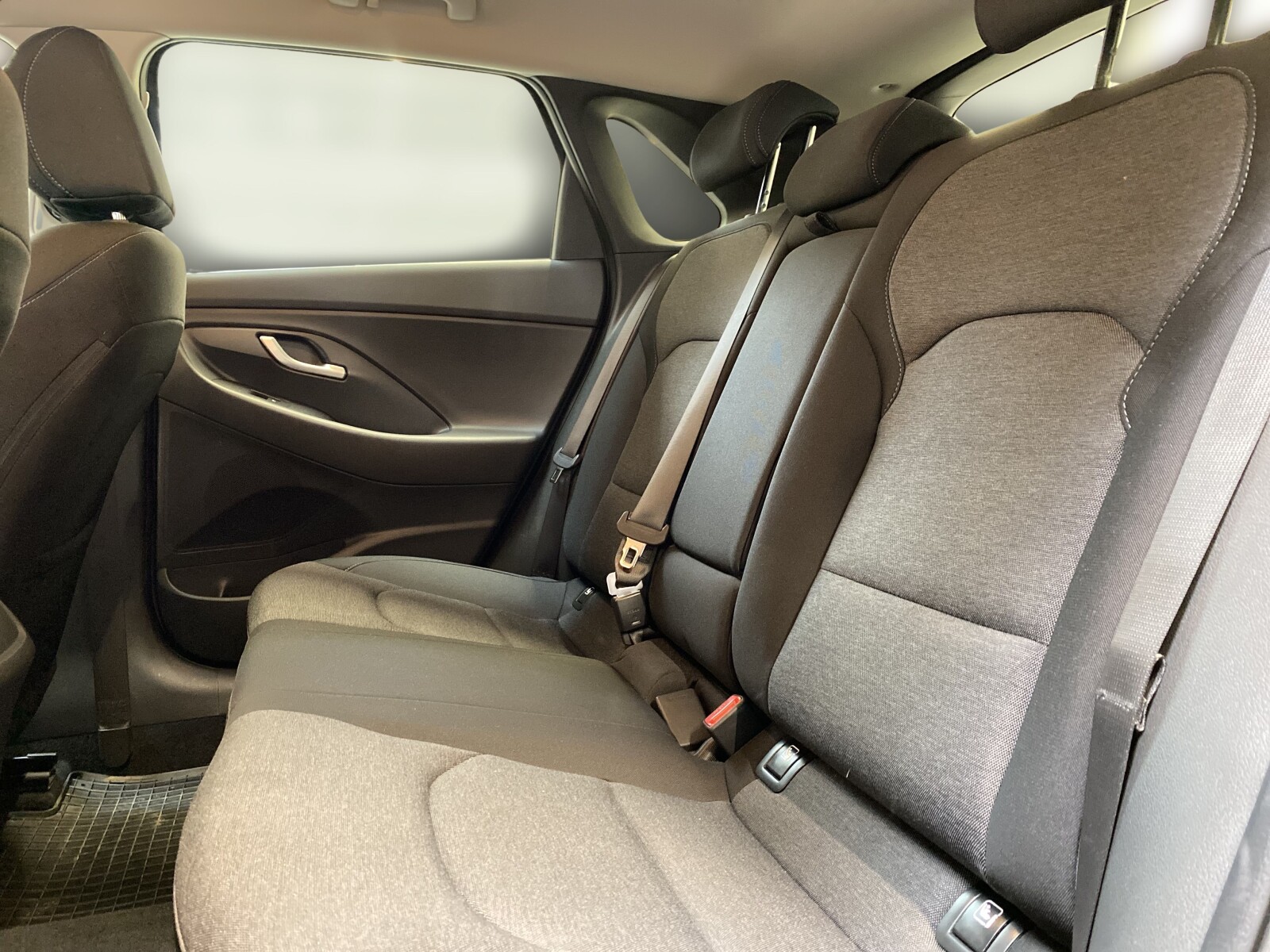 Hyundai i30 - zdjęcie 29