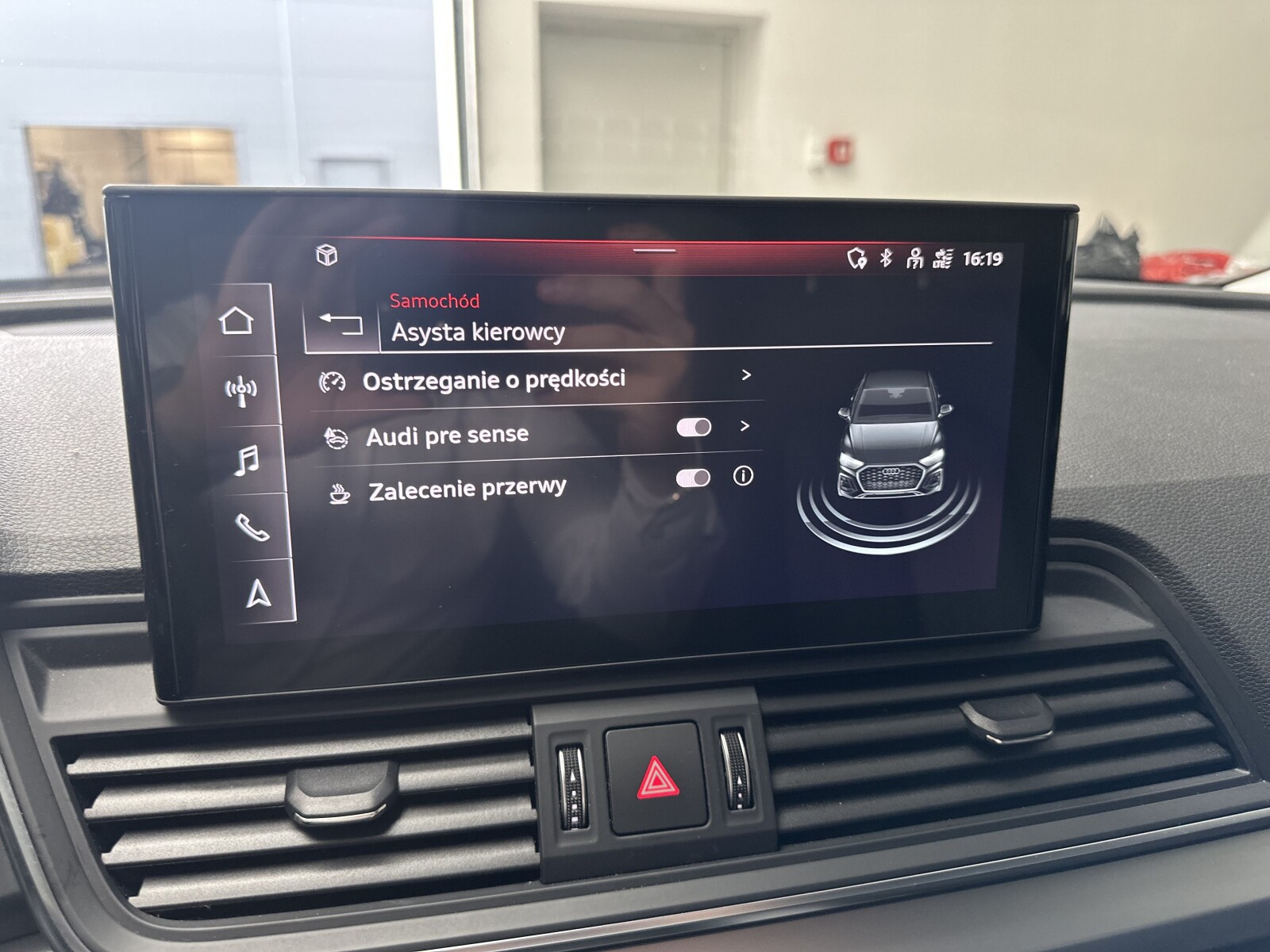 Audi Q5 Sportback - zdjęcie 18