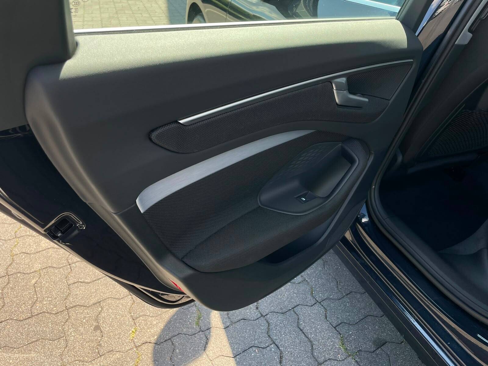 Audi A6 Avant - zdjęcie 11
