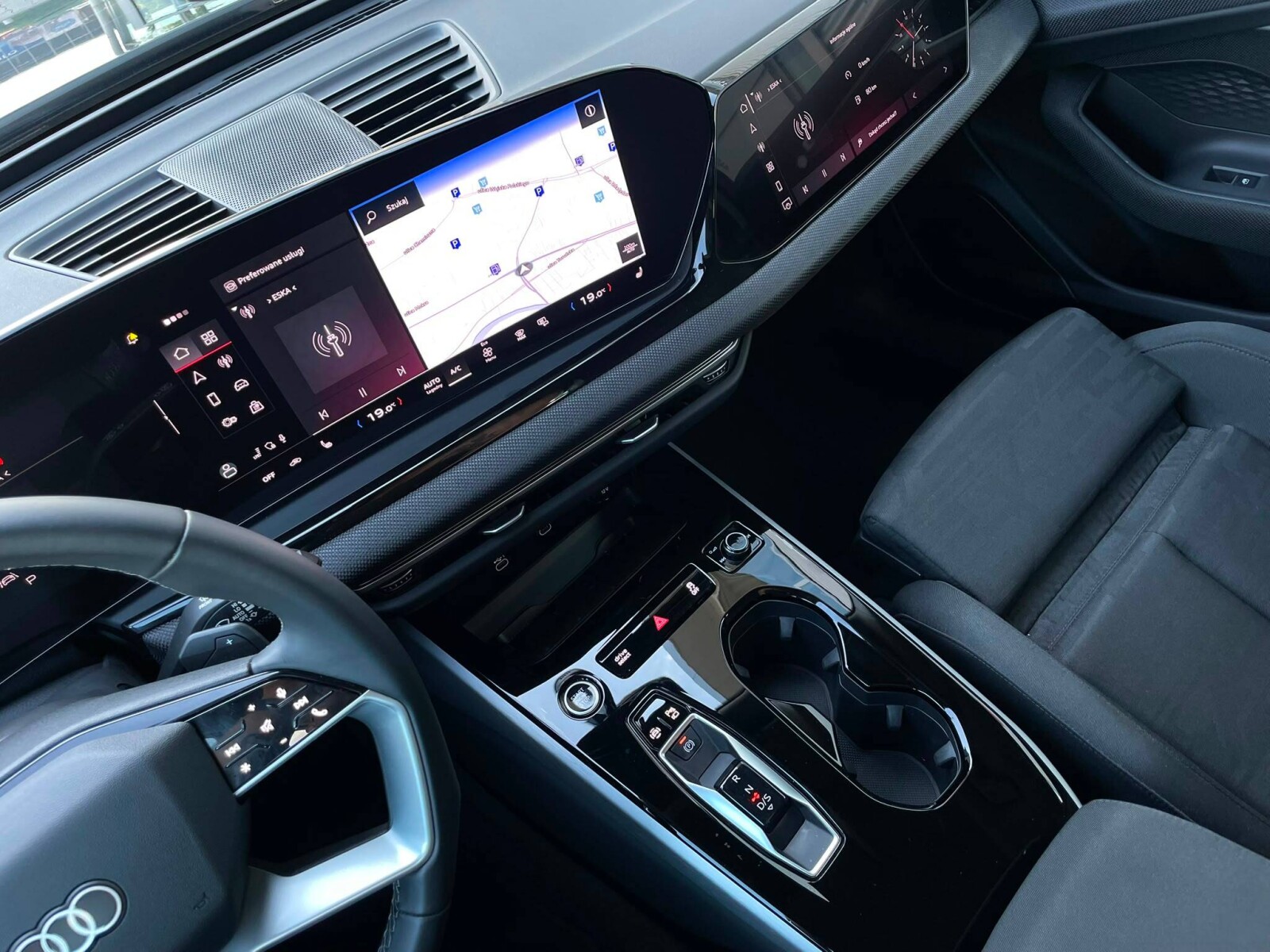 Audi A6 Avant - zdjęcie 33