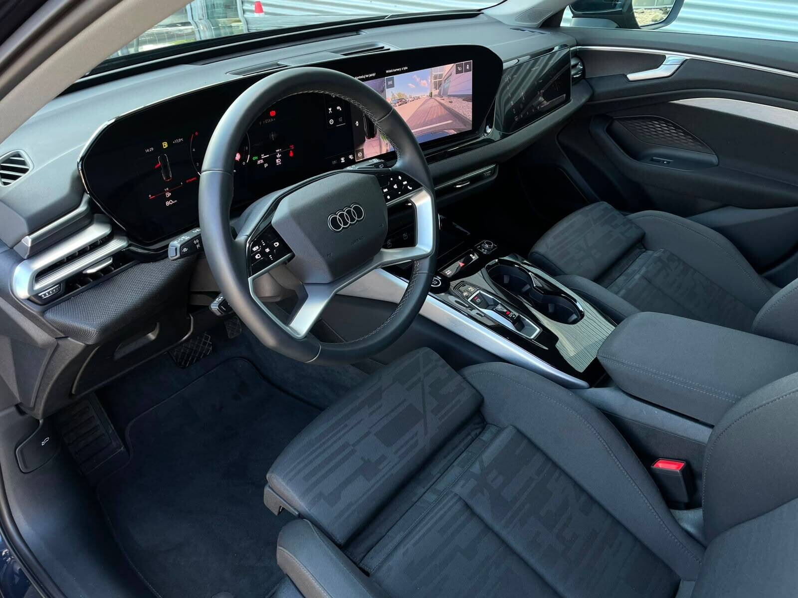 Audi A6 Avant - zdjęcie 20