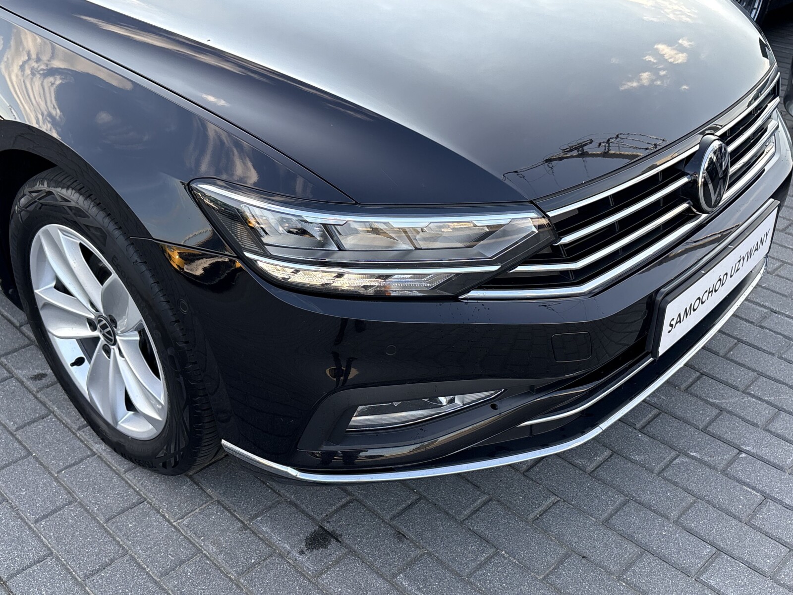 Volkswagen Passat - zdjęcie 27