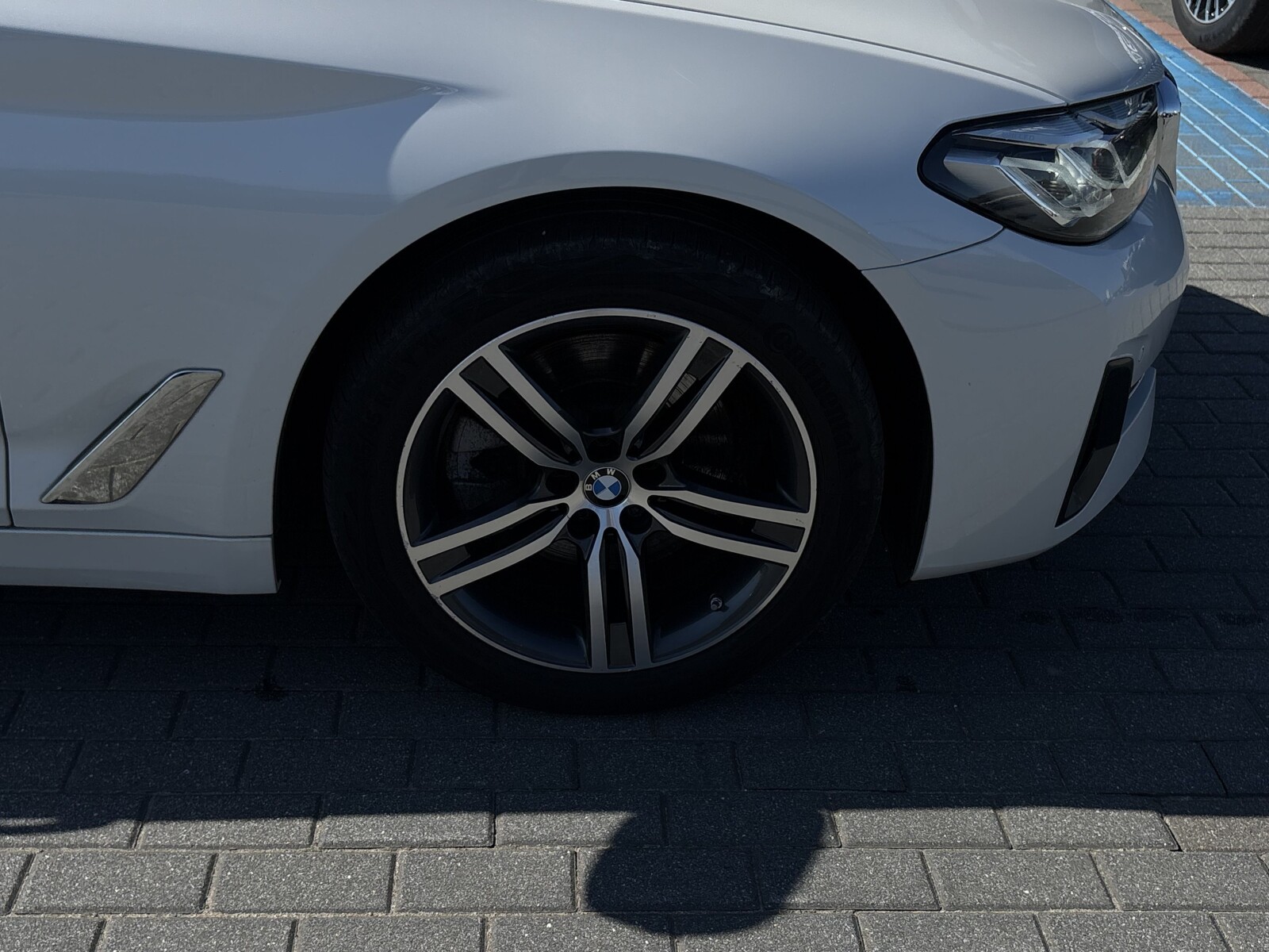 BMW 520 - zdjęcie 32