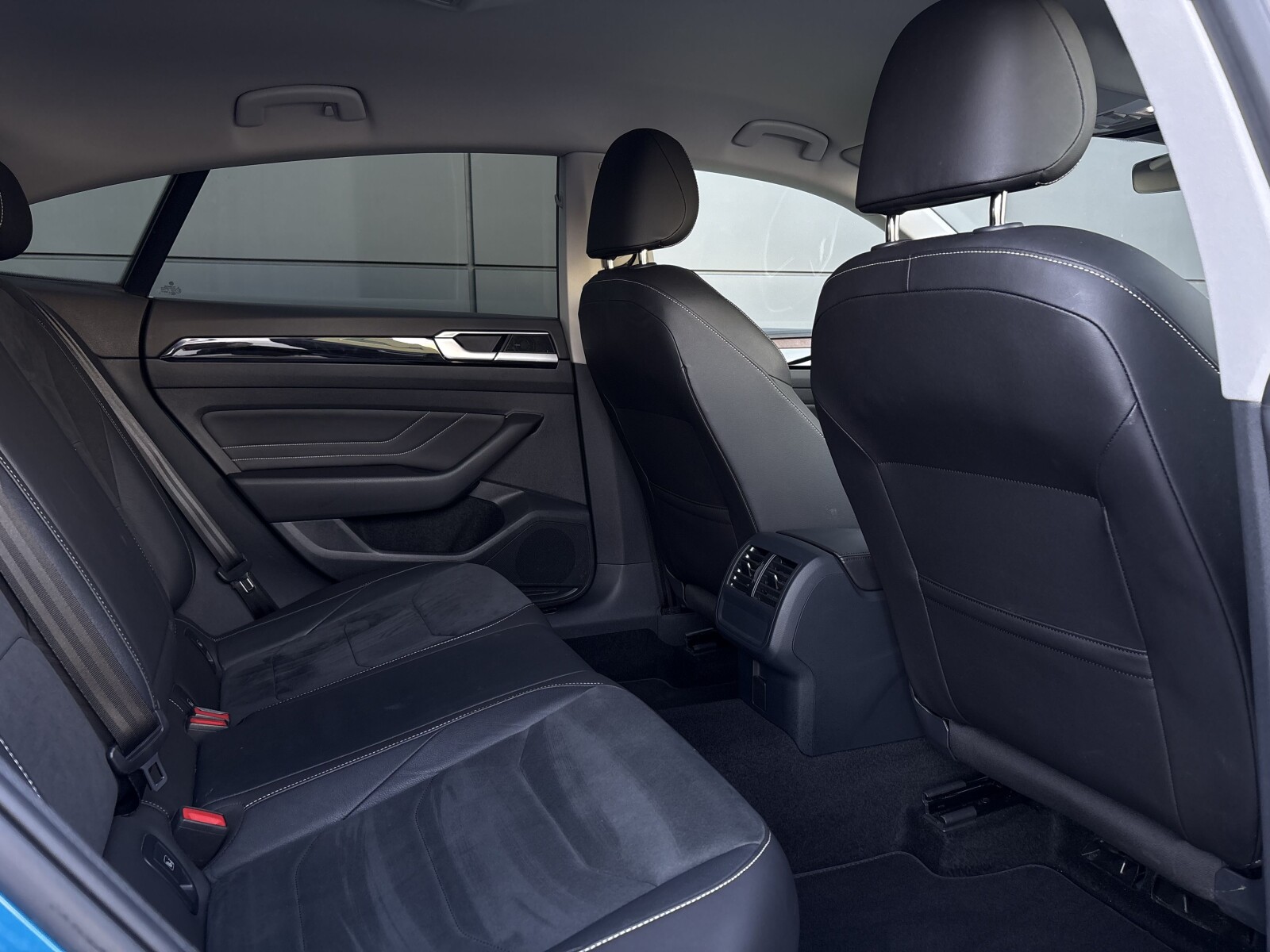 Volkswagen Arteon - zdjęcie 28