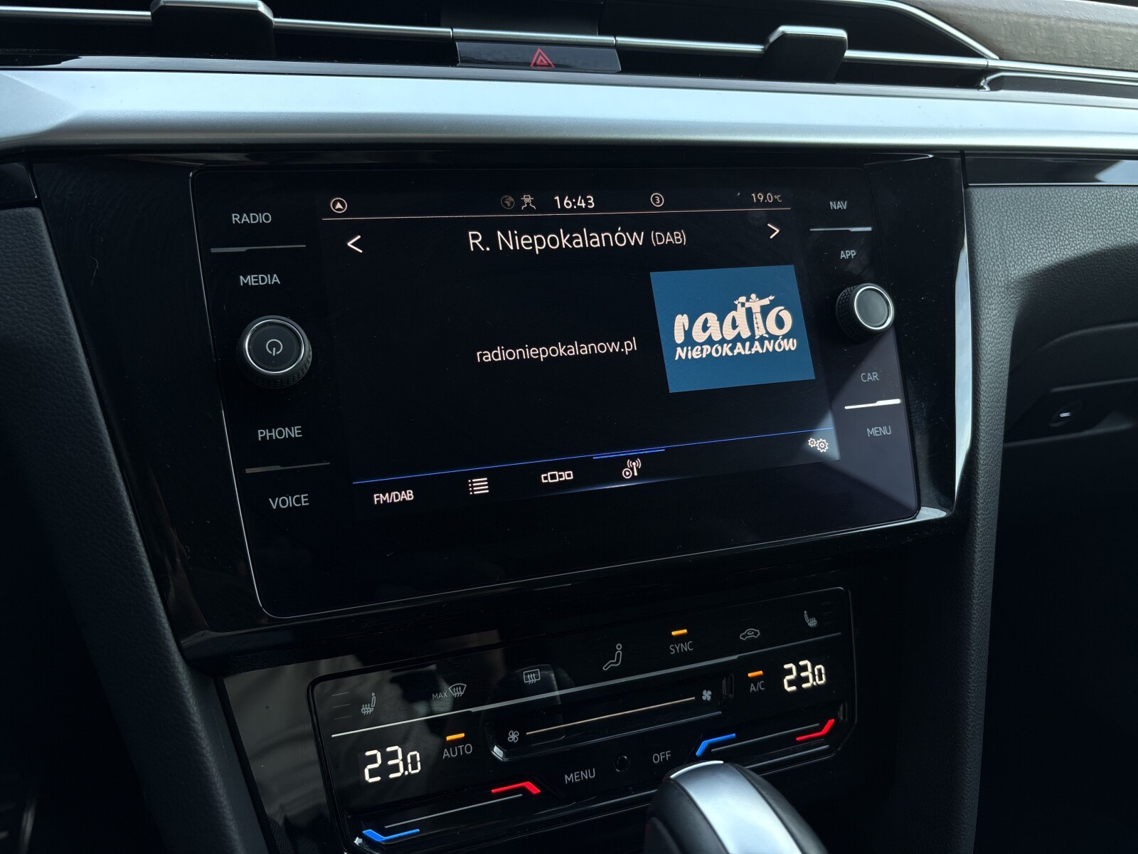 Volkswagen Arteon - zdjęcie 20