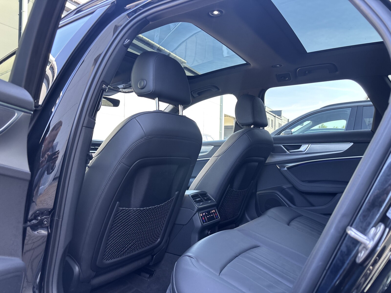Audi A6 allroad - zdjęcie 33
