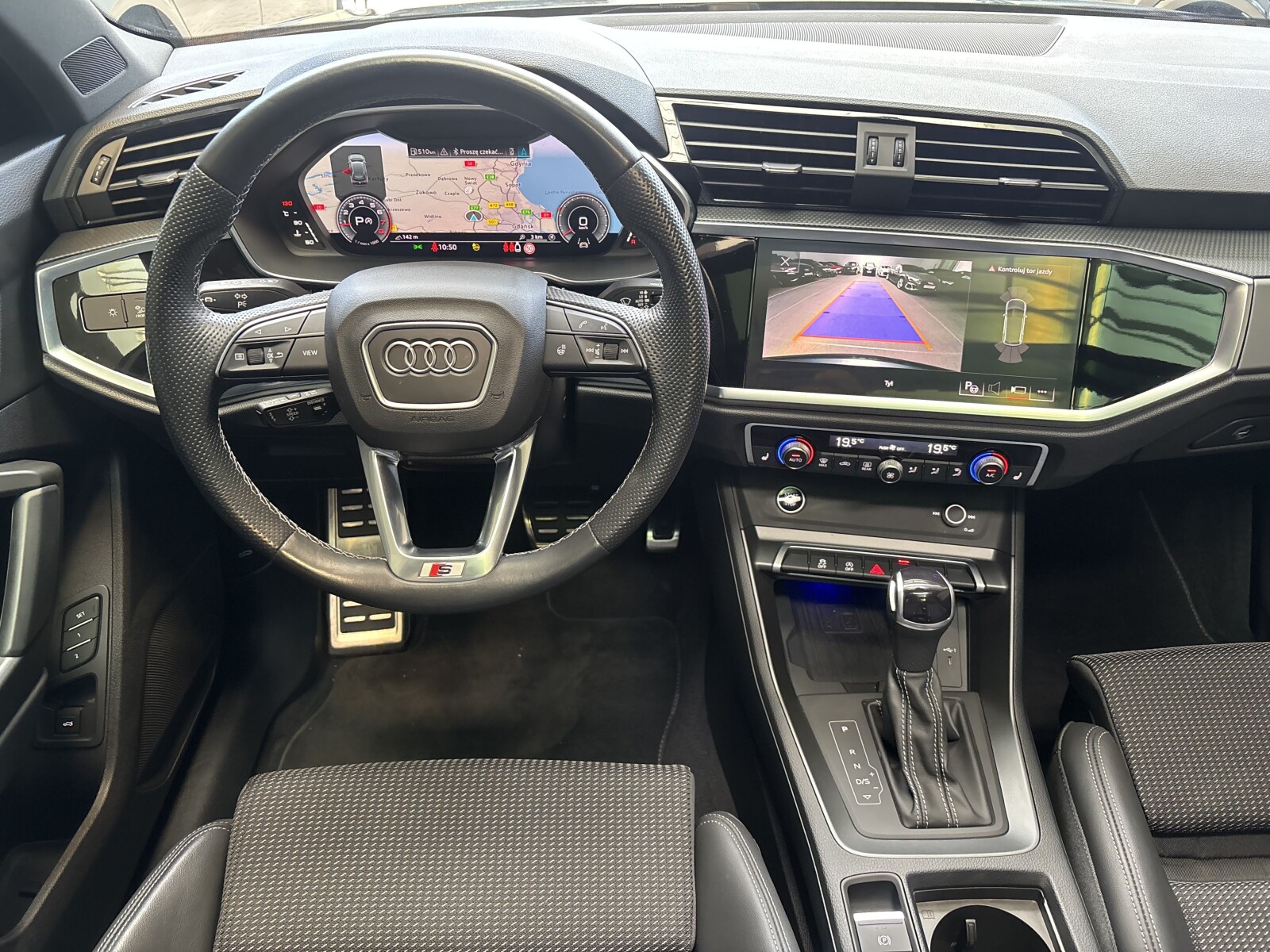 Audi Q3 - zdjęcie 10