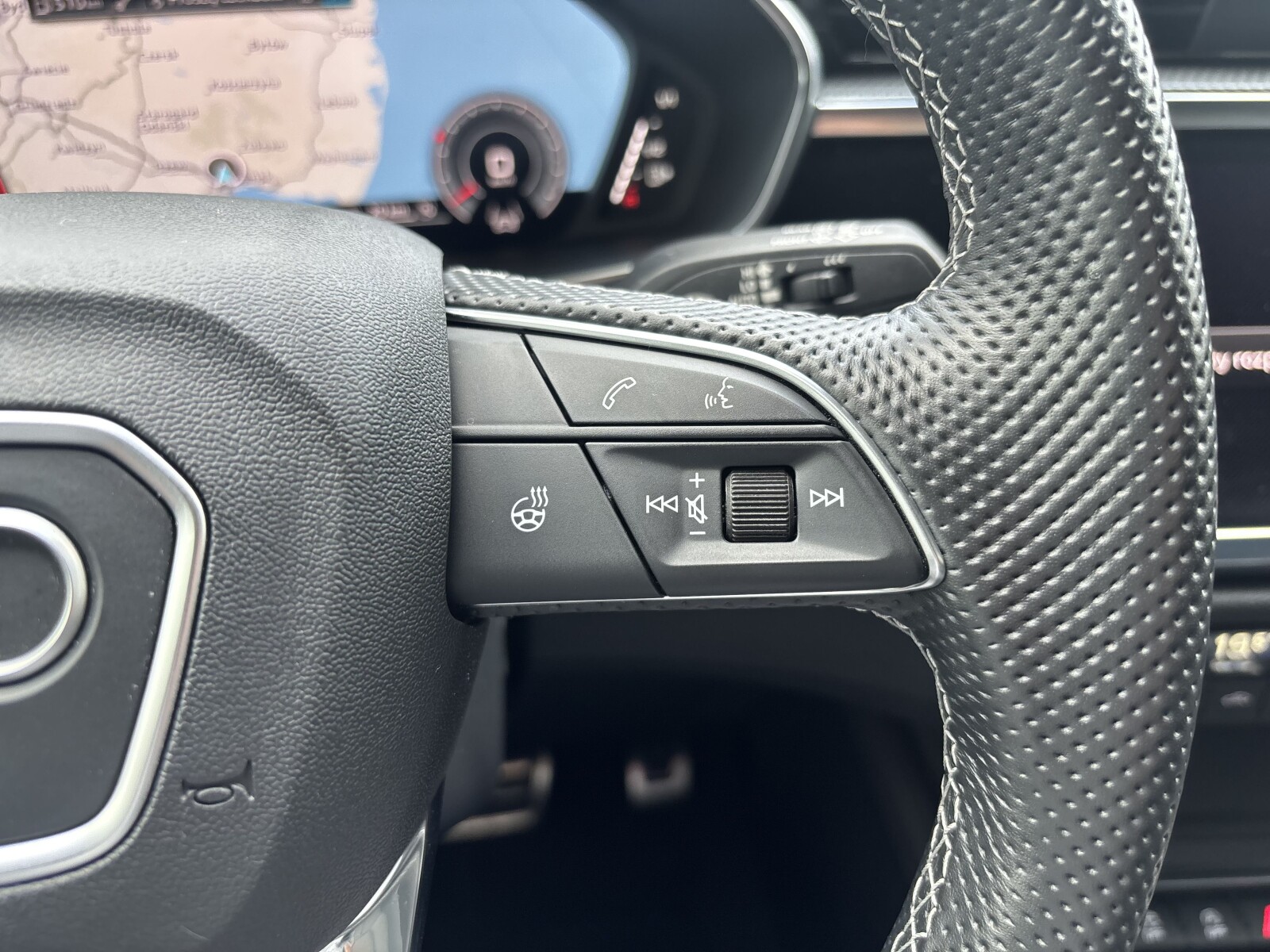 Audi Q3 - zdjęcie 15