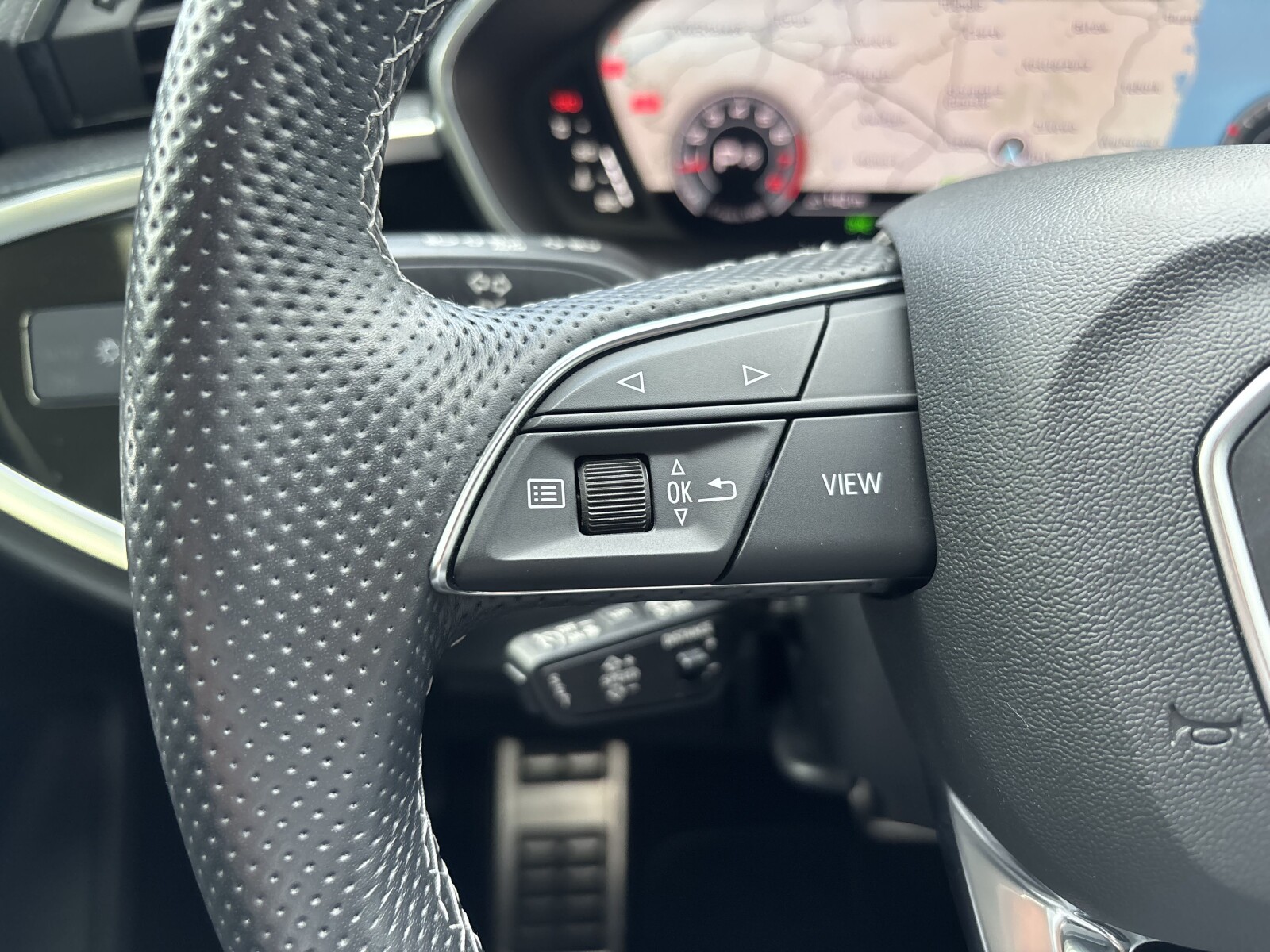 Audi Q3 - zdjęcie 12