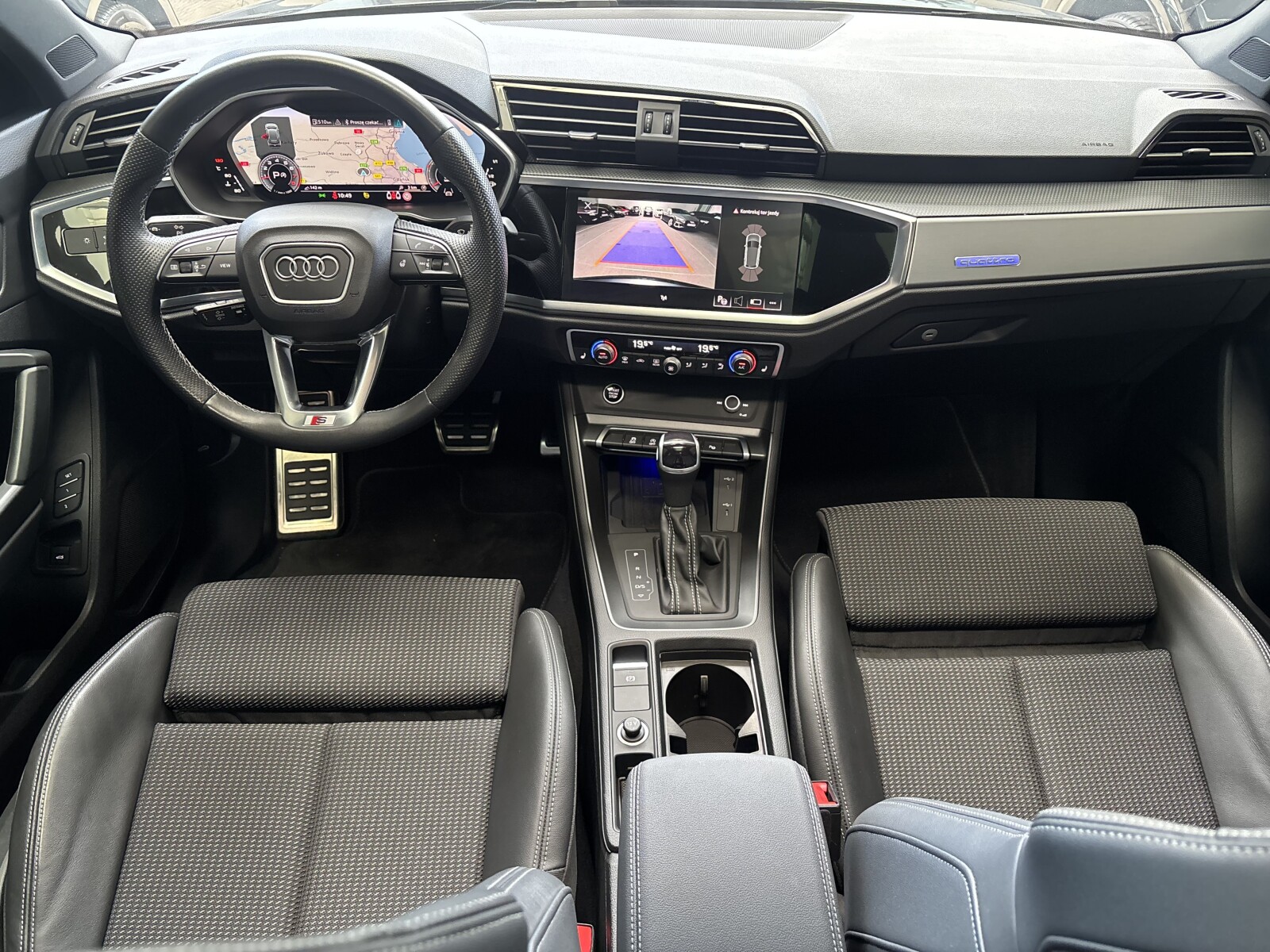 Audi Q3 - zdjęcie 9