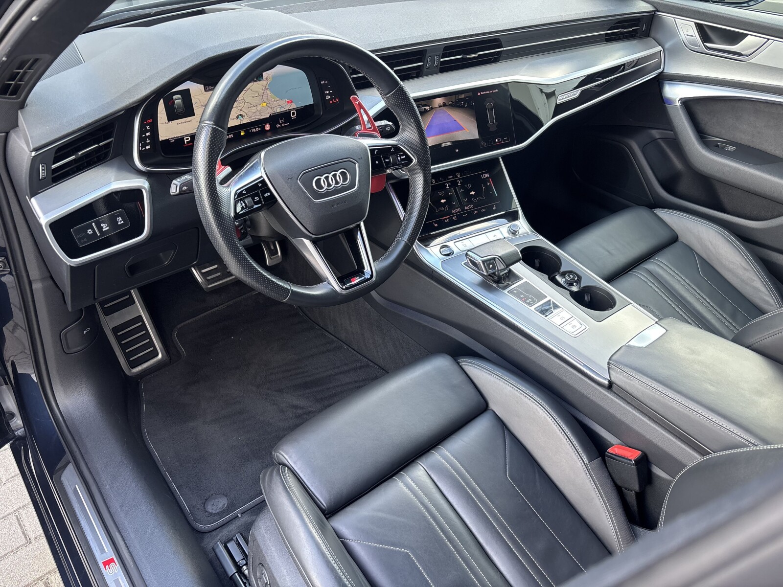 Audi A6 Avant - zdjęcie 15