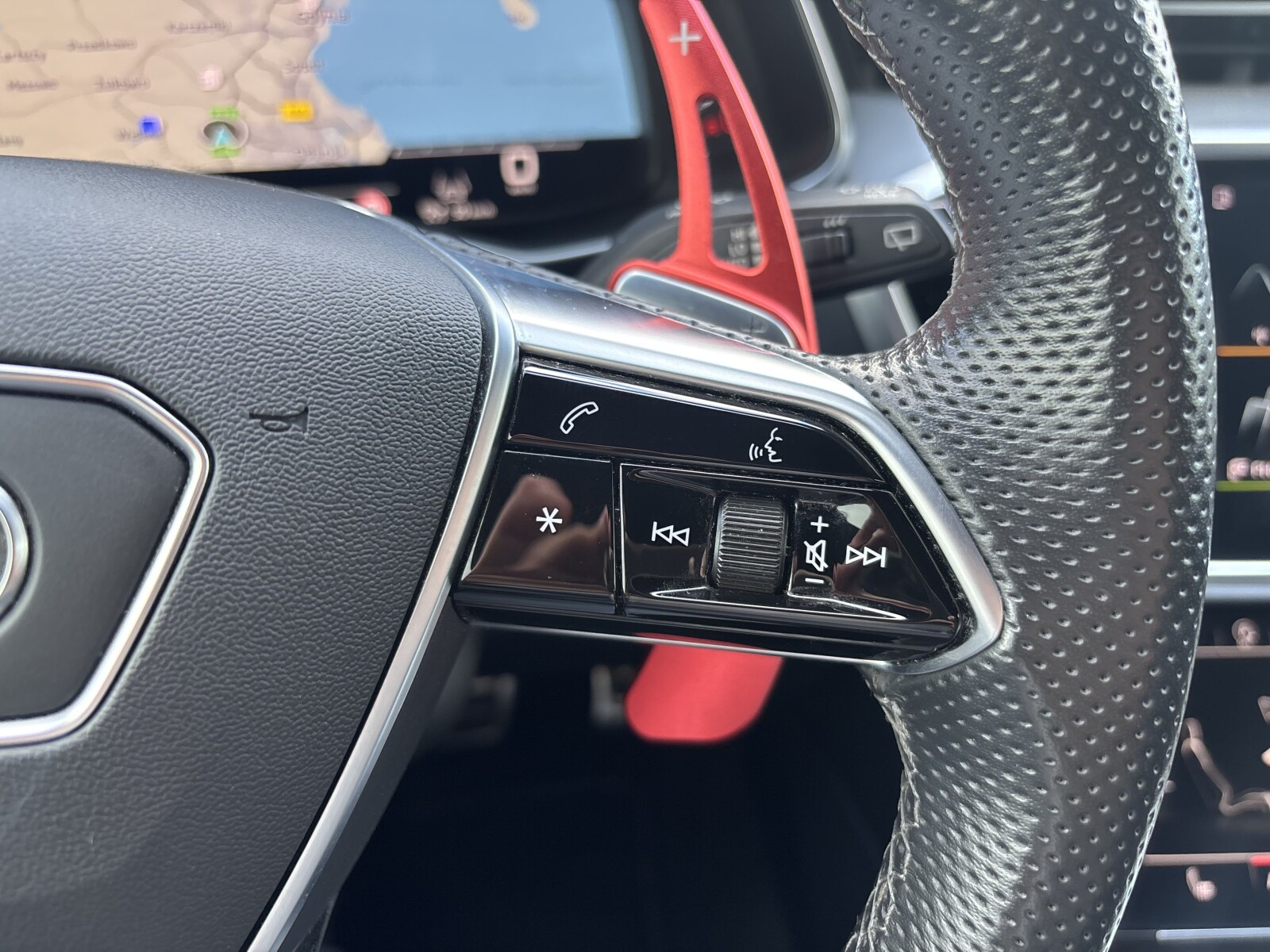 Audi A6 Avant - zdjęcie 13