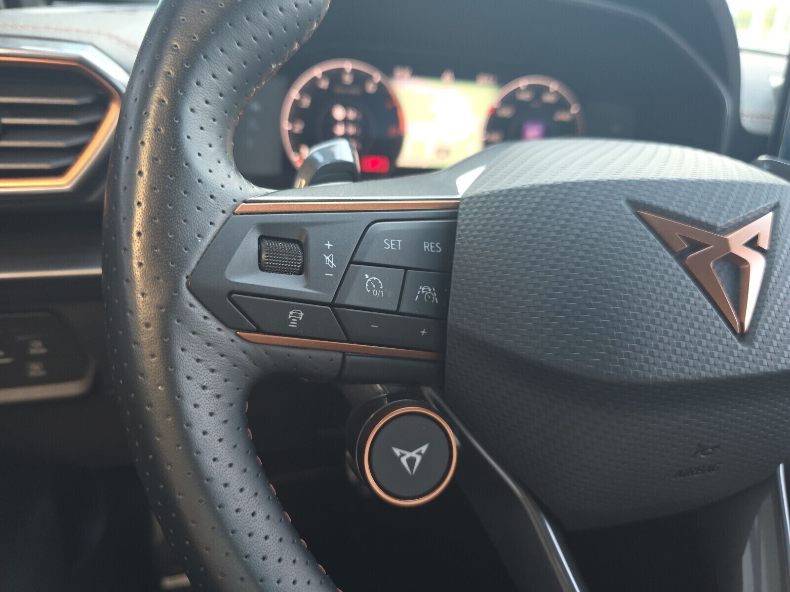 Cupra Formentor - zdjęcie 14