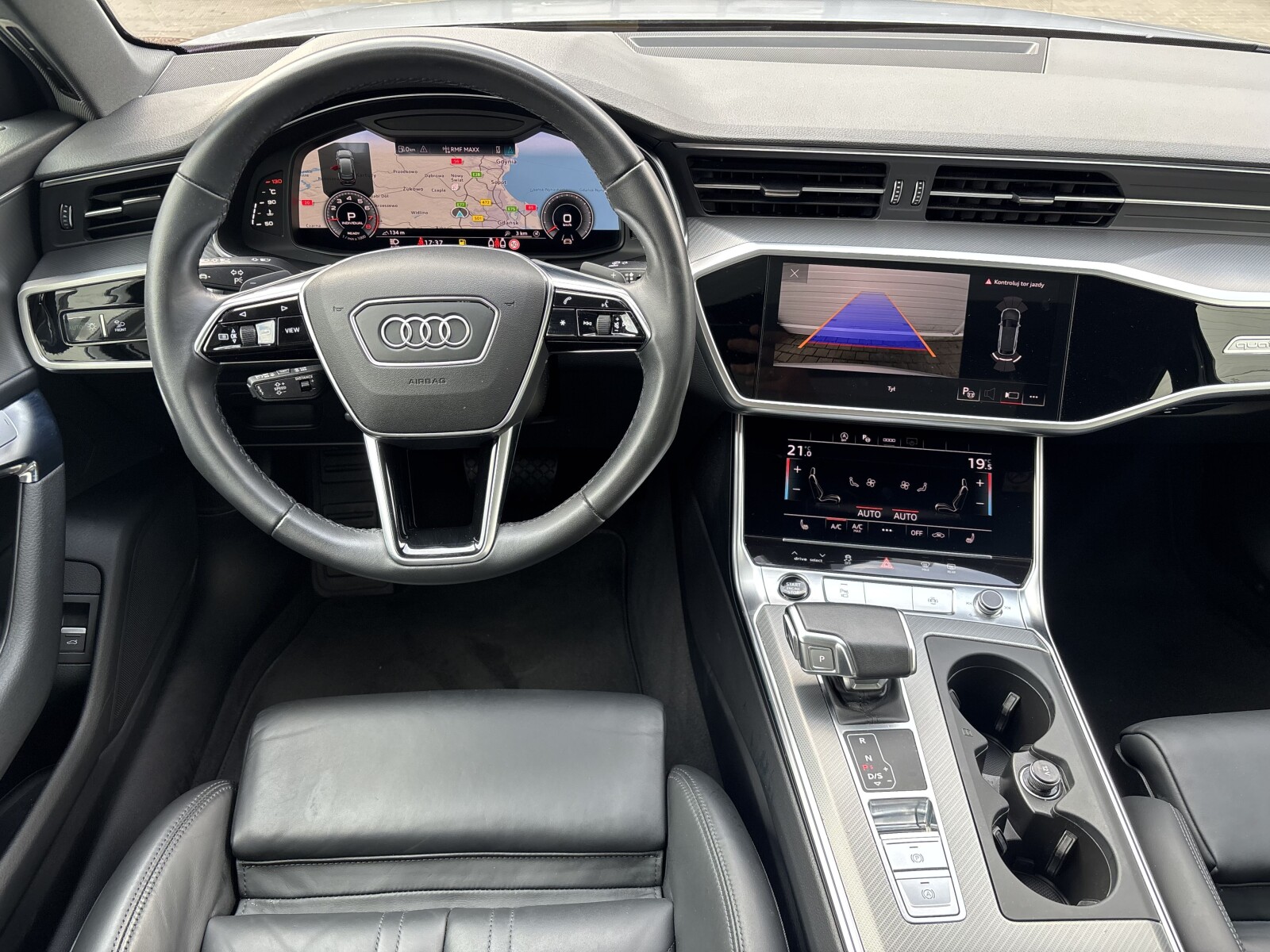 Audi A6 Avant - zdjęcie 10