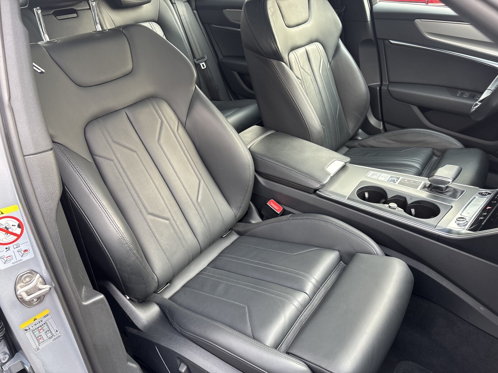 Audi A6 Avant - zdjęcie 34