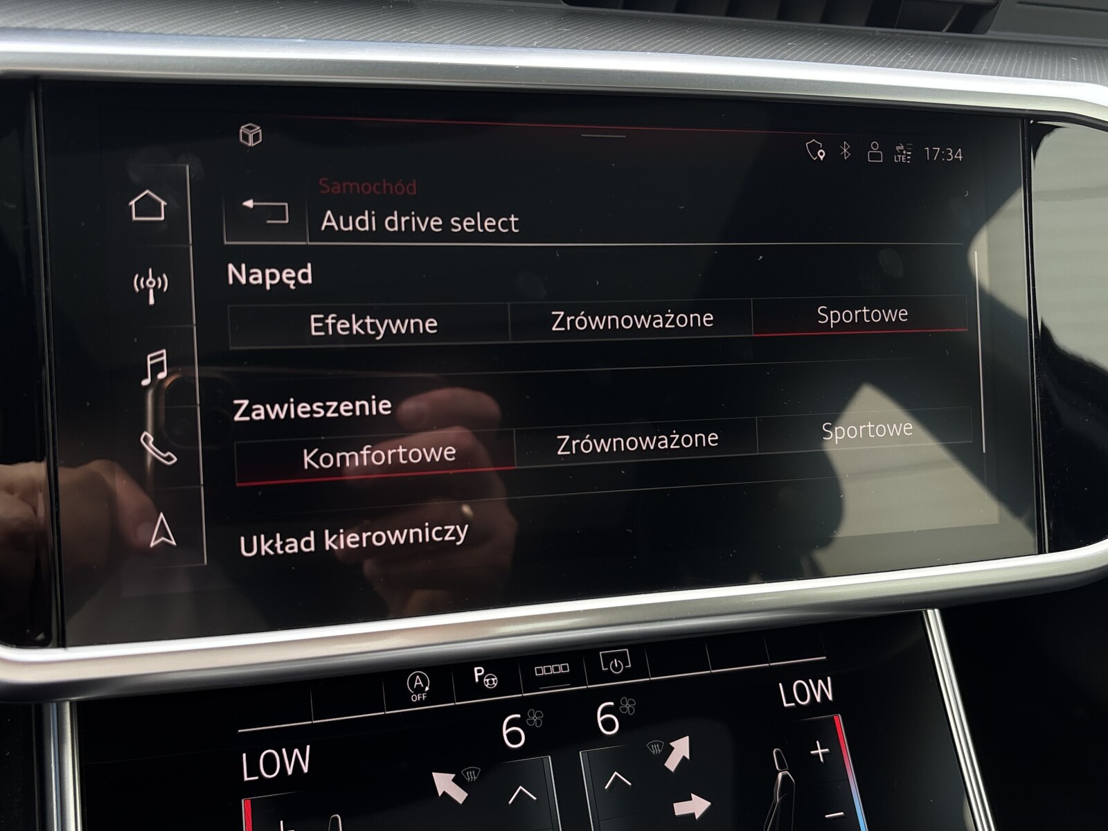 Audi A6 Avant - zdjęcie 21