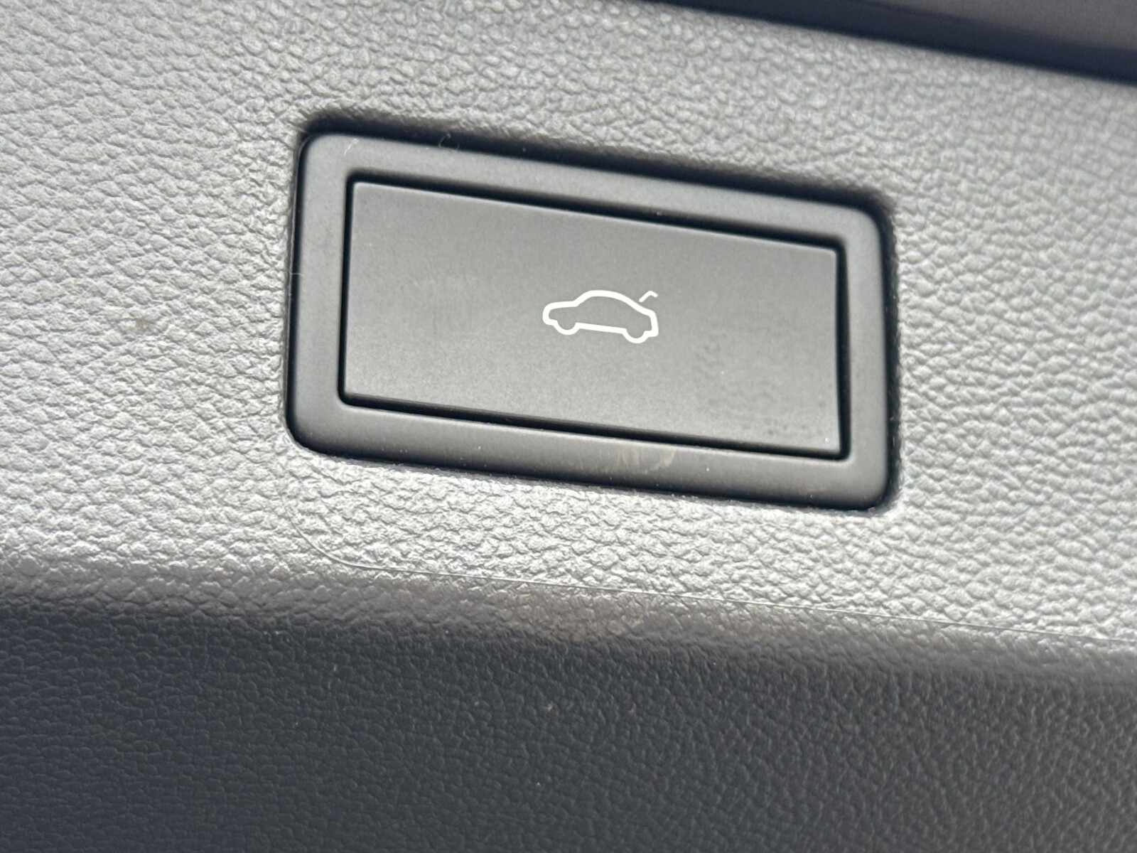 Volkswagen Arteon Shooting Brake - zdjęcie 35