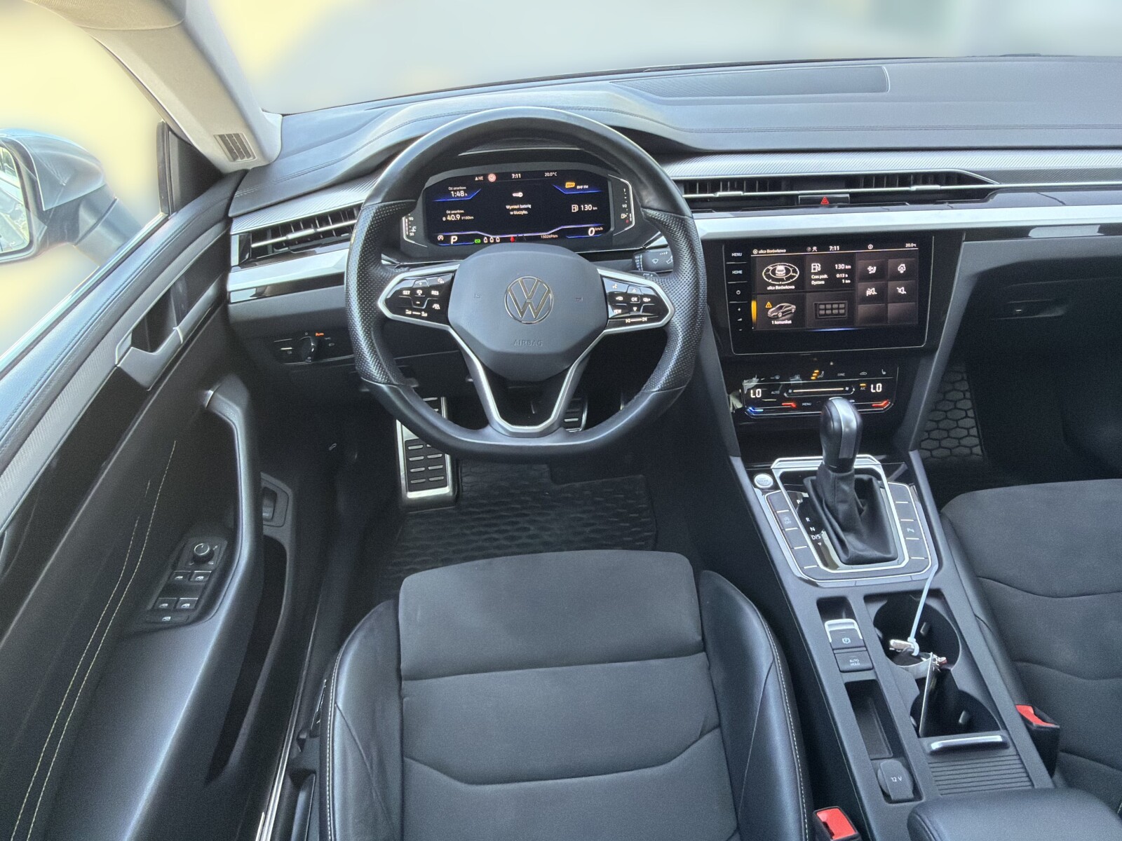 Volkswagen Arteon - zdjęcie 18