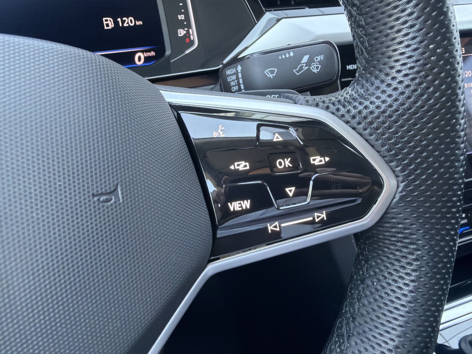 Volkswagen Arteon - zdjęcie 23
