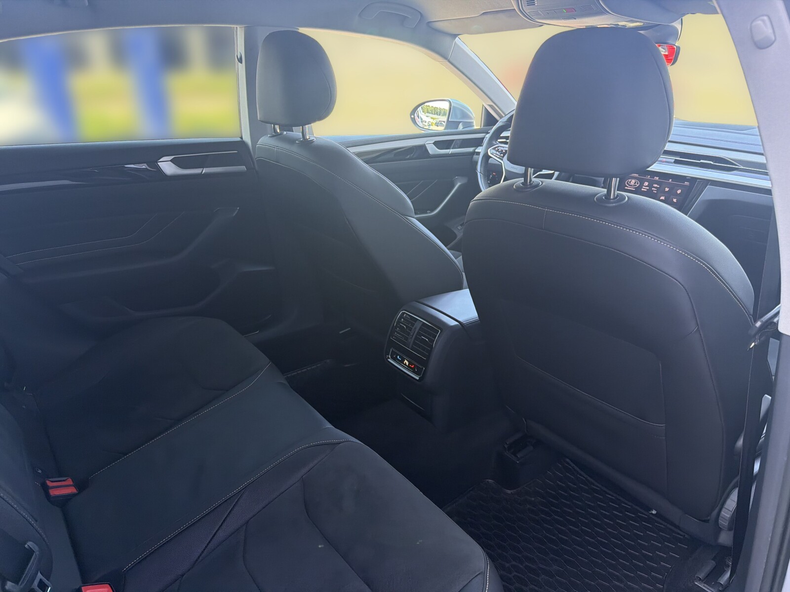 Volkswagen Arteon - zdjęcie 14