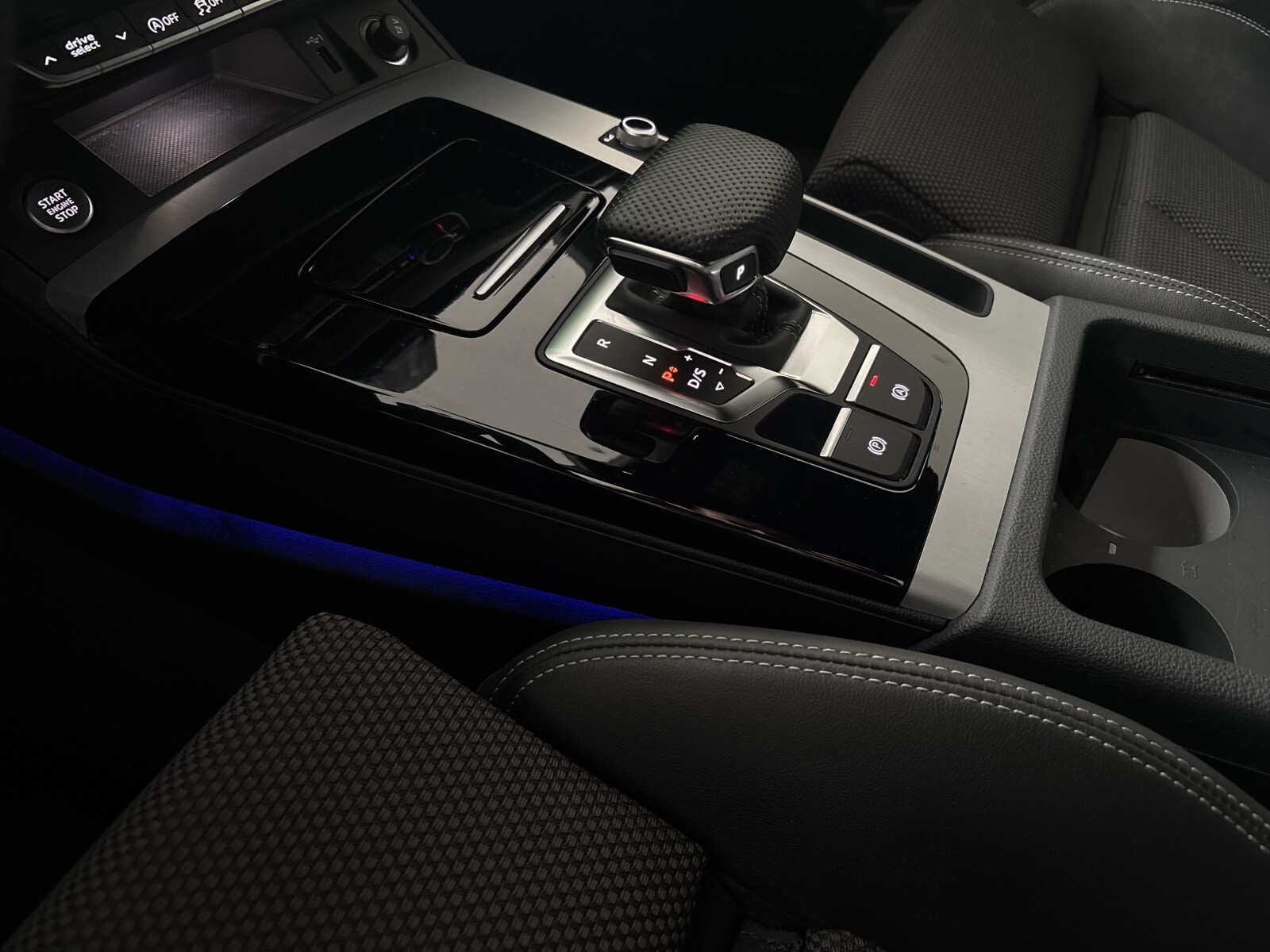 Audi Q5 Sportback - zdjęcie 19