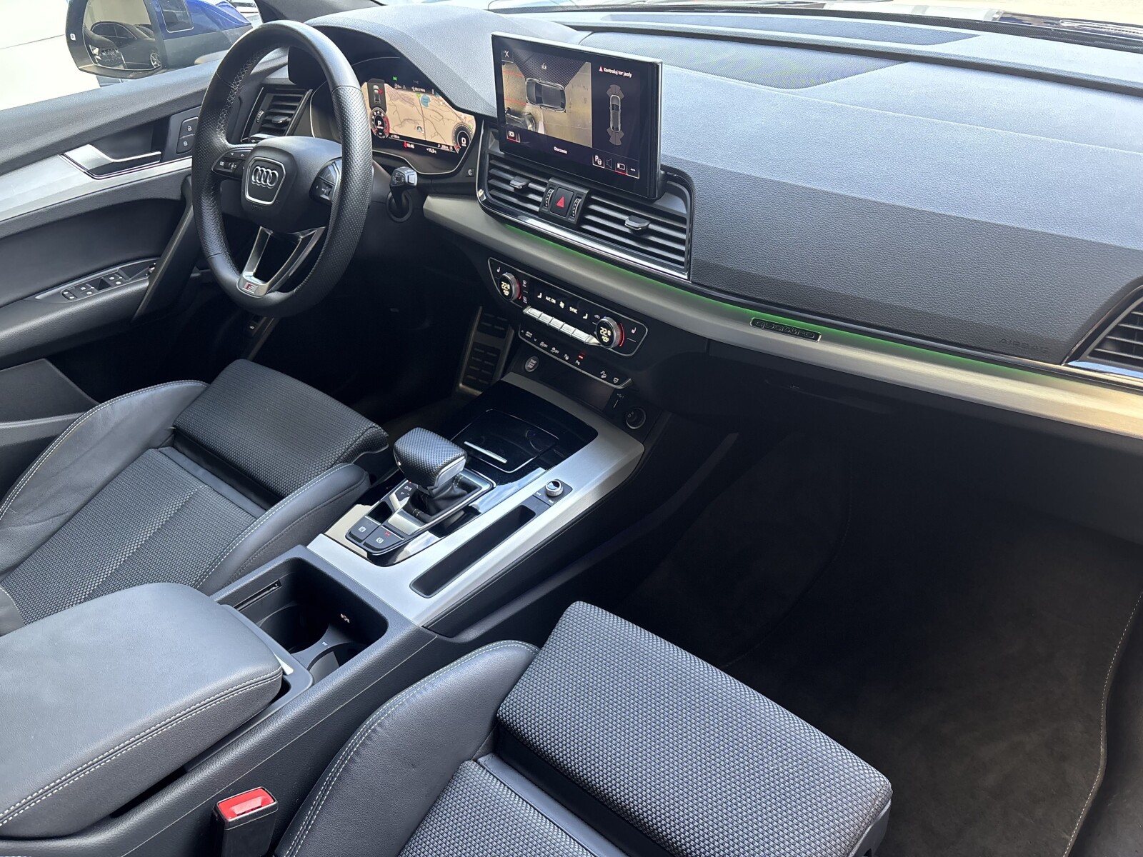 Audi Q5 Sportback - zdjęcie 38
