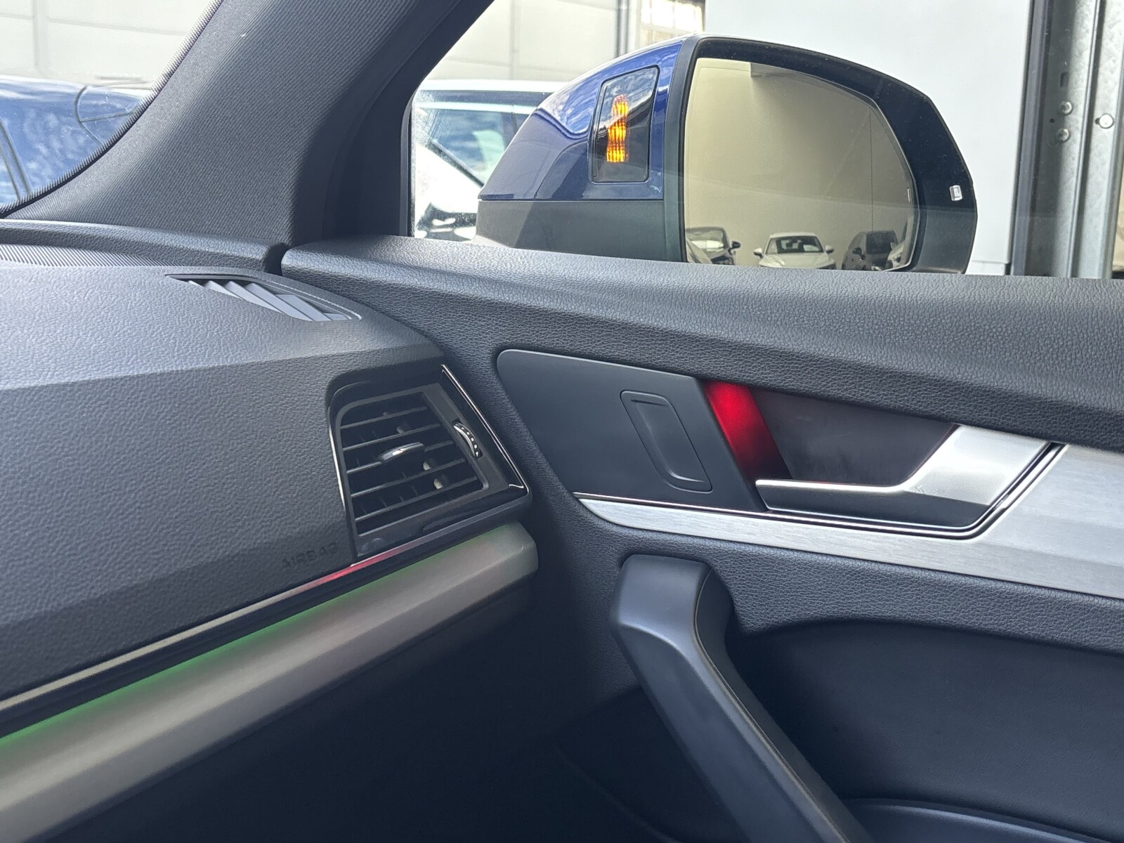 Audi Q5 Sportback - zdjęcie 26
