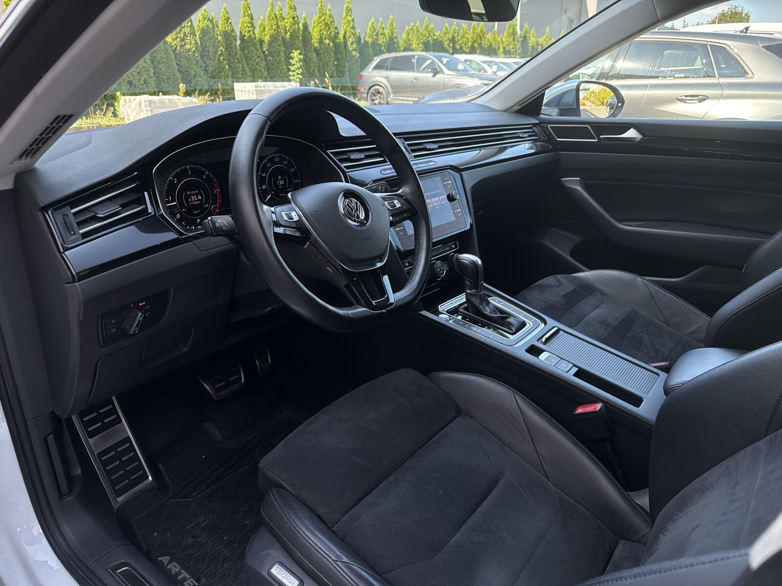 Volkswagen Arteon - zdjęcie 11