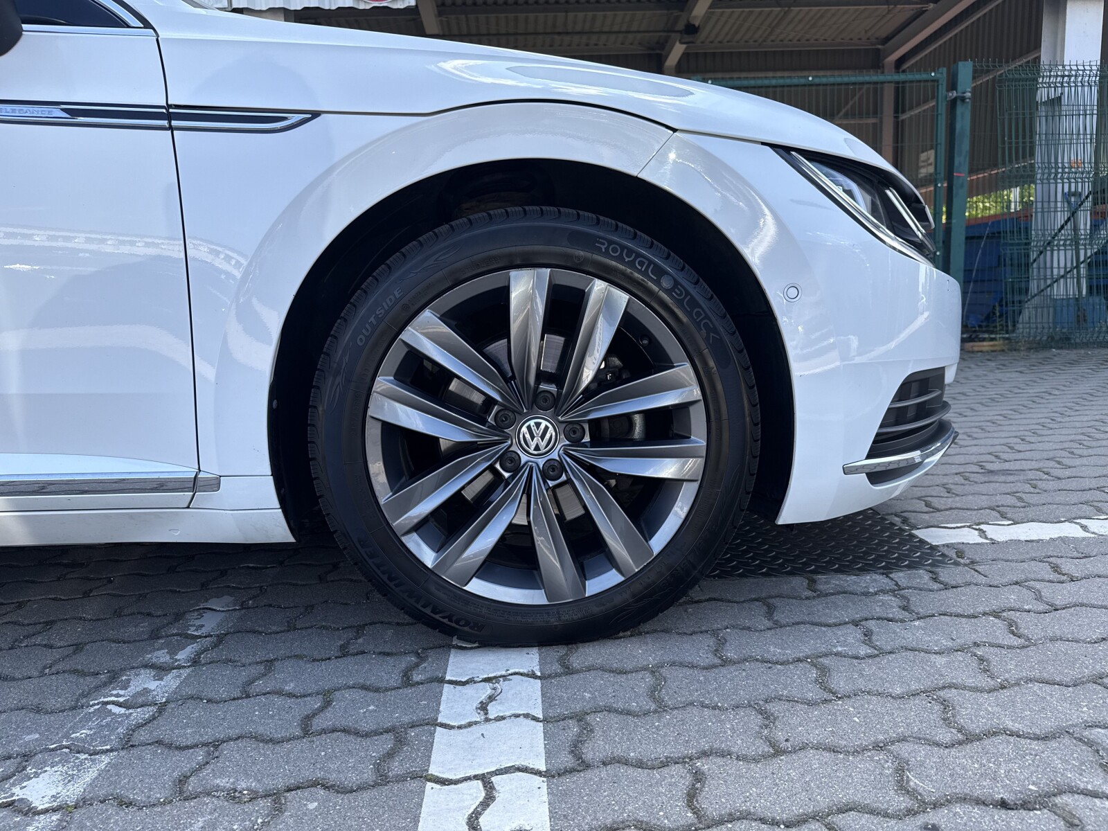 Volkswagen Arteon - zdjęcie 36