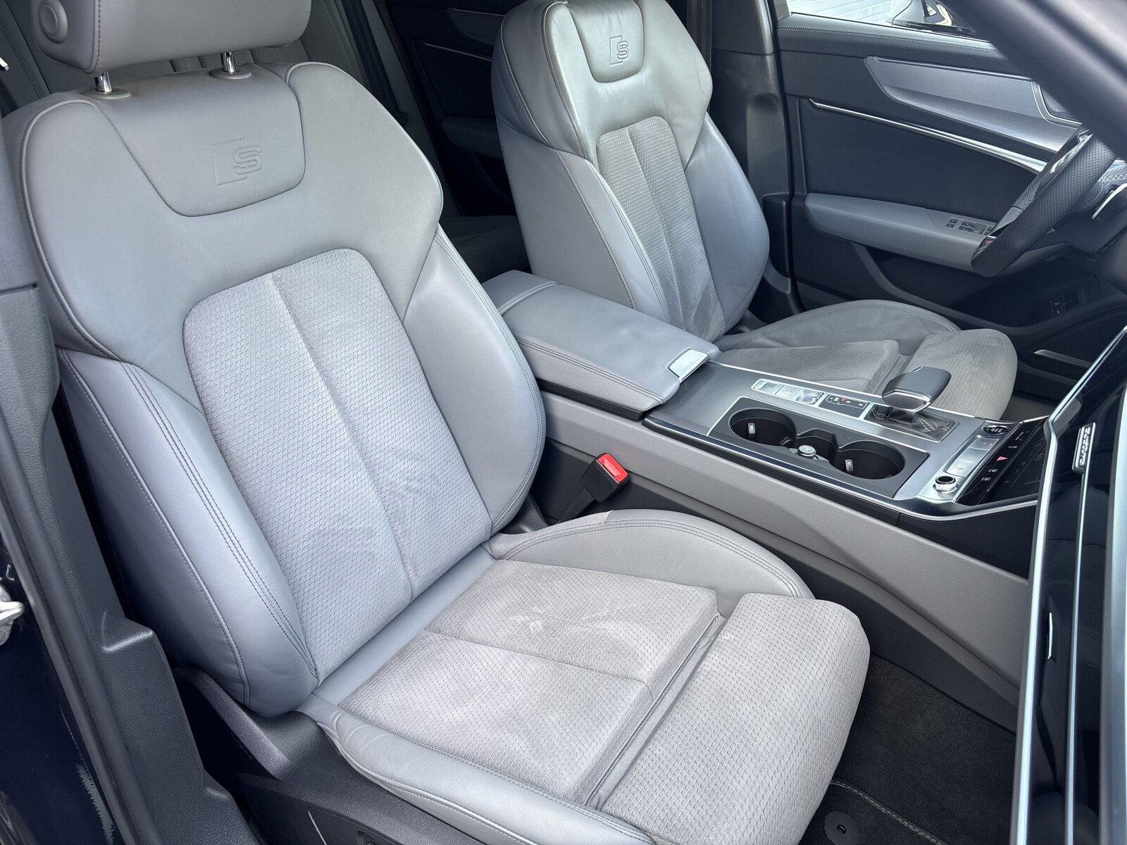 Audi A6 Avant - zdjęcie 34