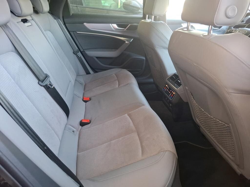 Audi A6 Avant - zdjęcie 15
