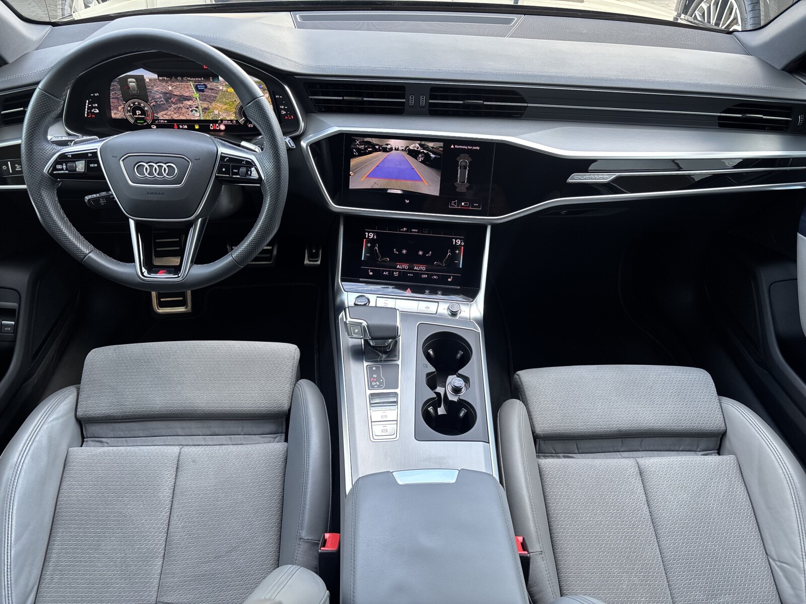 Audi A6 Avant - zdjęcie 9
