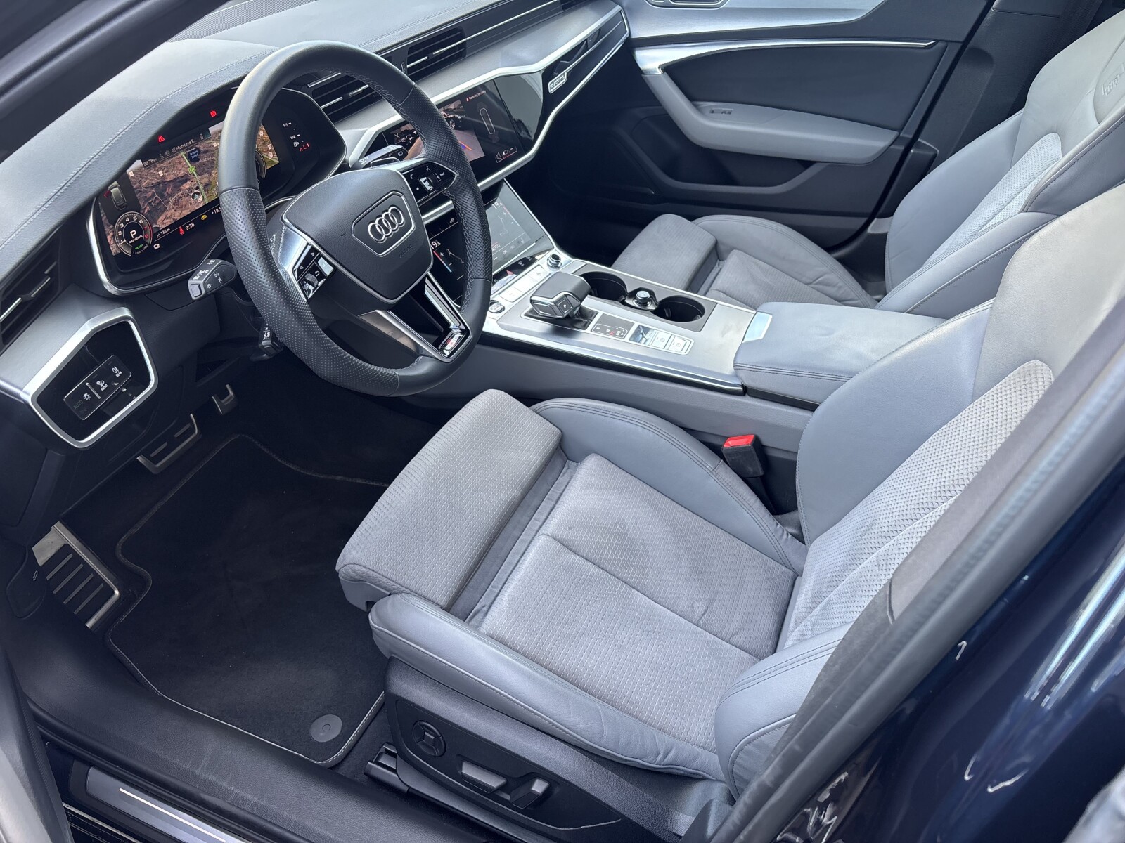 Audi A6 Avant - zdjęcie 16