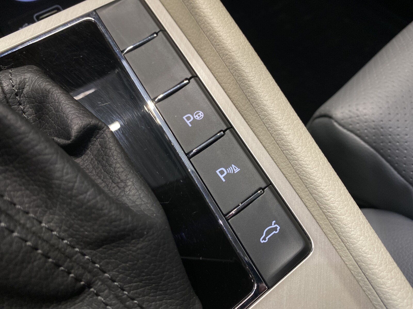 Škoda Superb Combi - zdjęcie 21