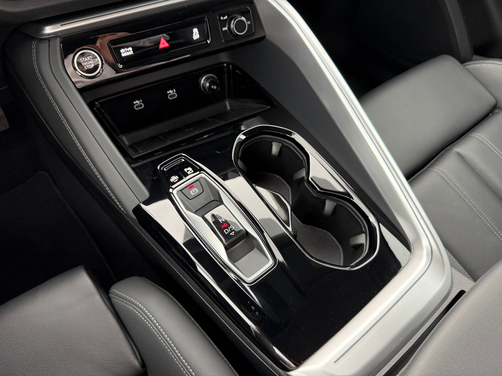 Audi Q5 - zdjęcie 22