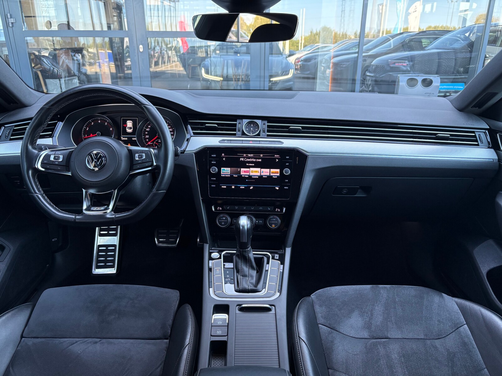 Volkswagen Arteon - zdjęcie 9