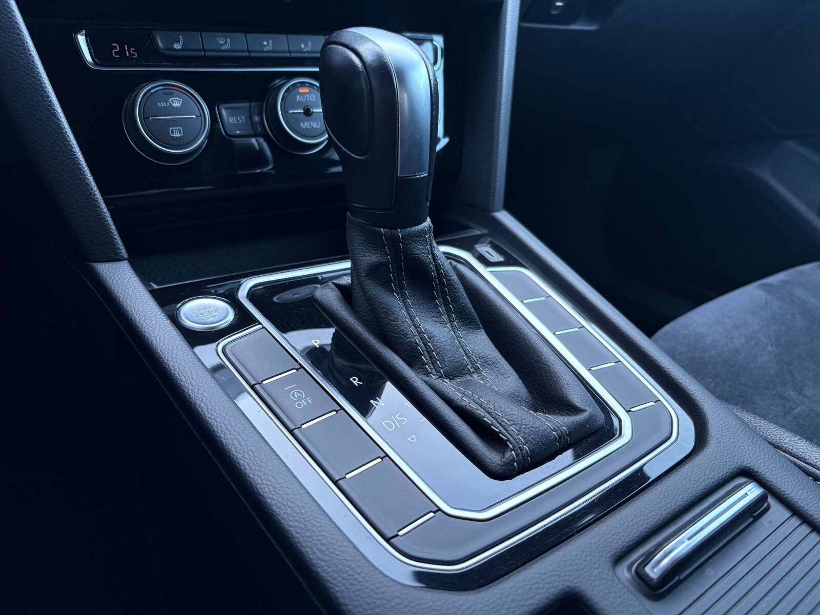 Volkswagen Arteon - zdjęcie 29