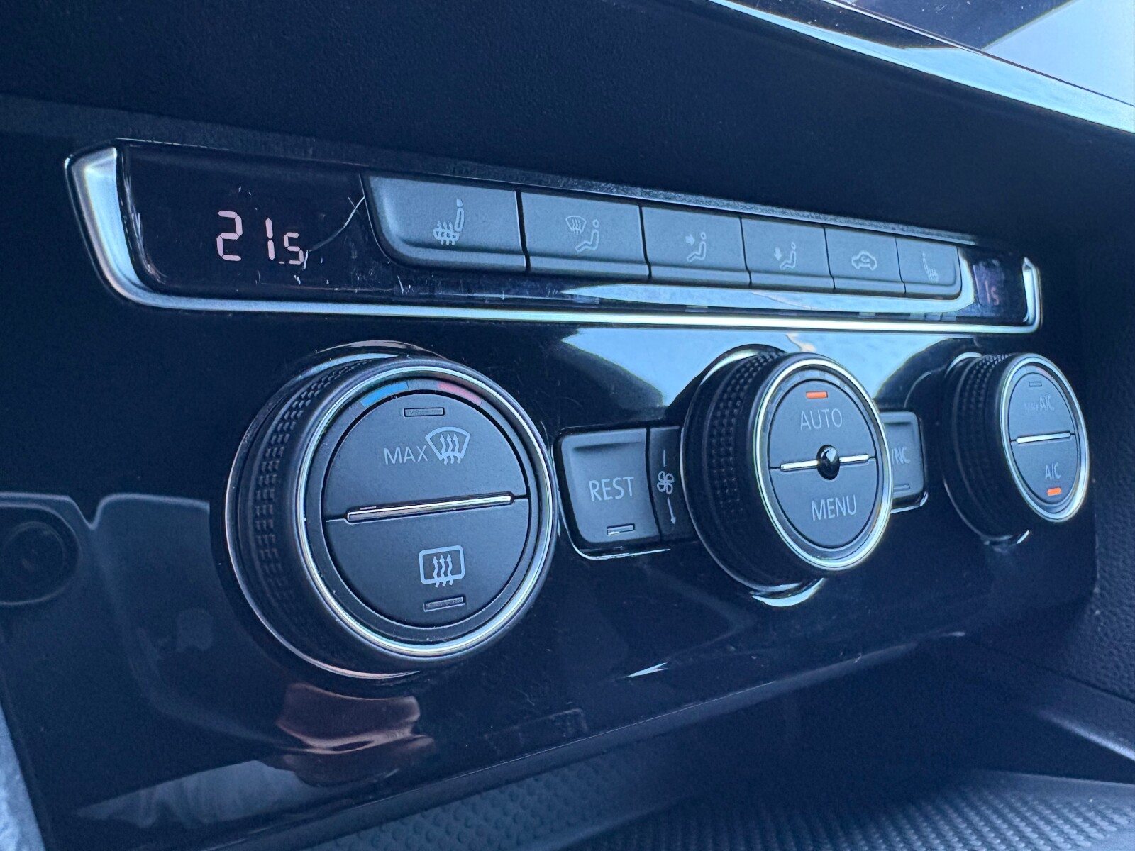 Volkswagen Arteon - zdjęcie 30