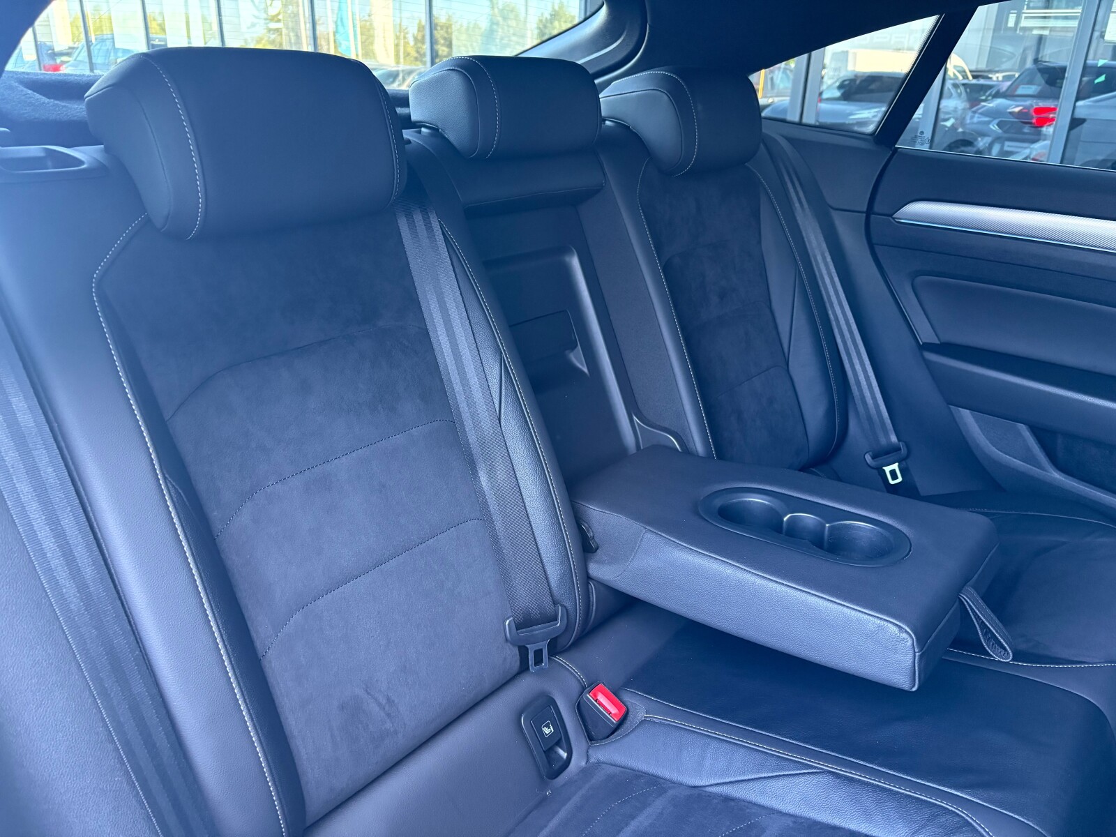 Volkswagen Arteon - zdjęcie 16