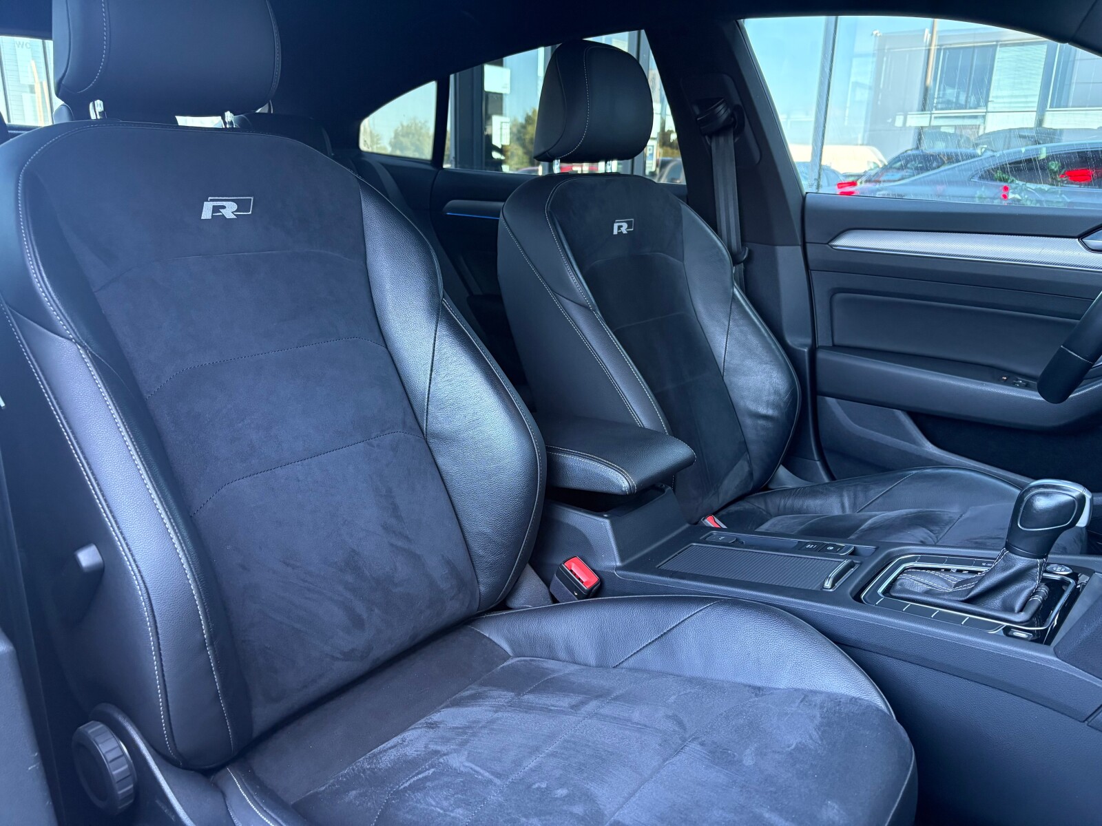 Volkswagen Arteon - zdjęcie 18