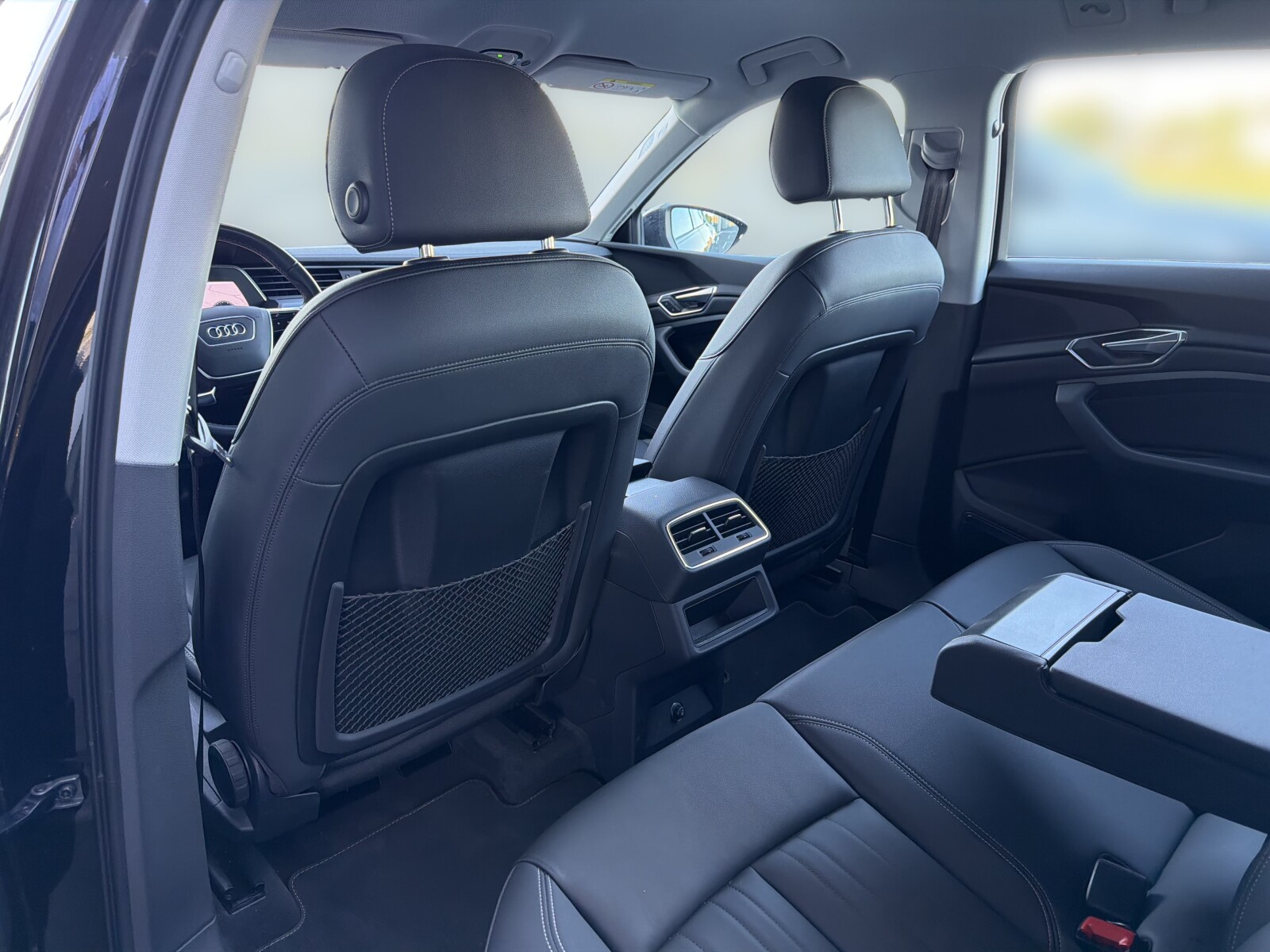 Audi e-tron - zdjęcie 15