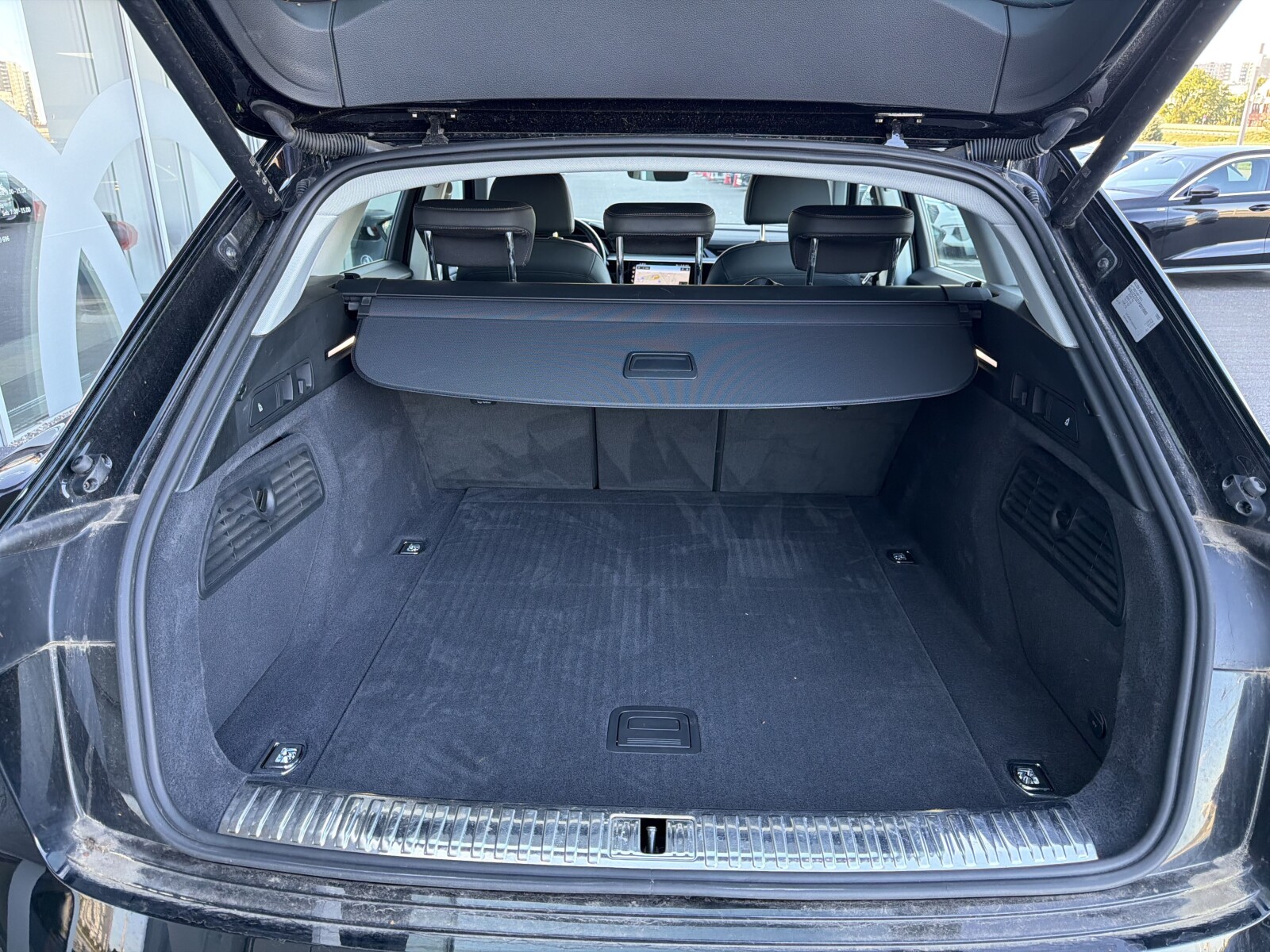 Audi e-tron - zdjęcie 27